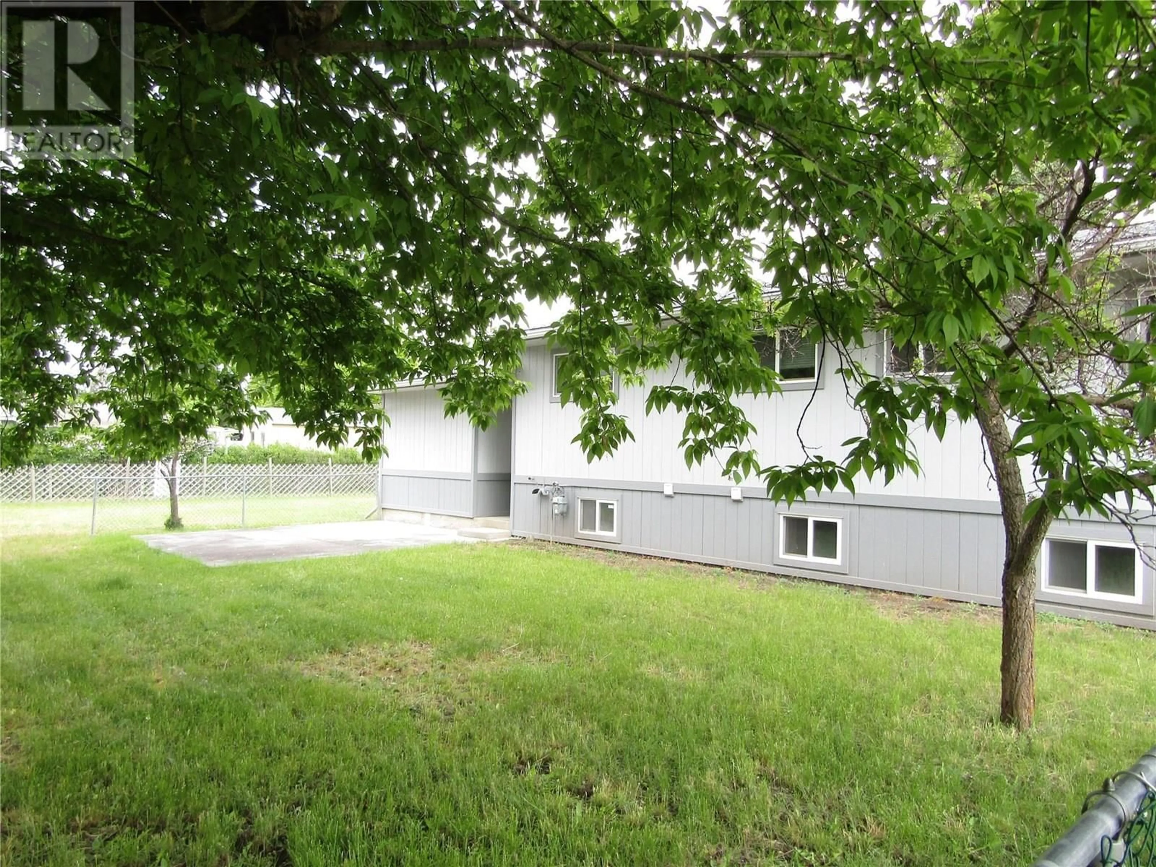 Patio, street for 1822 66 AVENUE, Grand Forks British Columbia V0H1H2