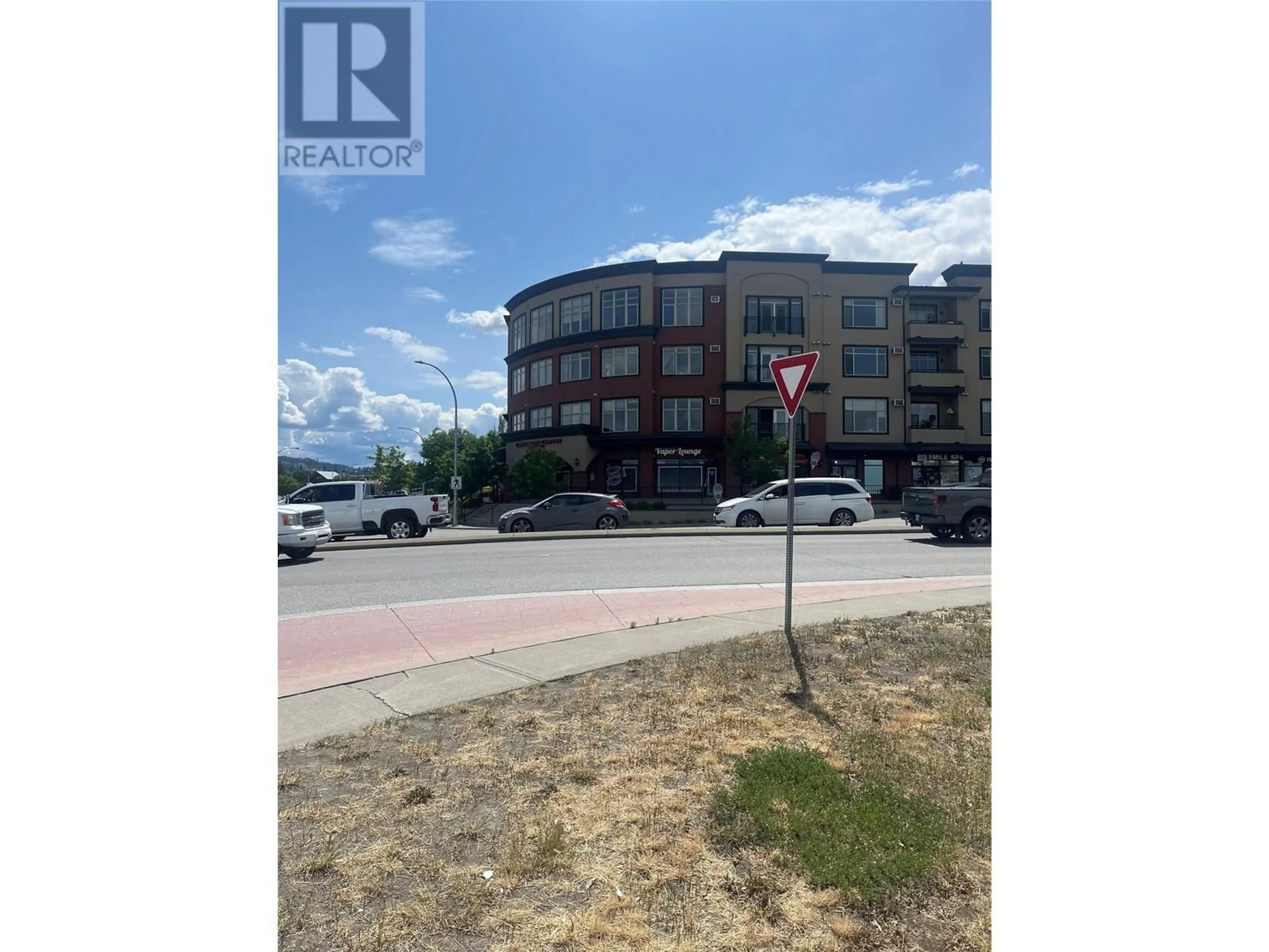 Parking for 407 - 755 MCGILL ROAD, Kamloops British Columbia V2C0B6