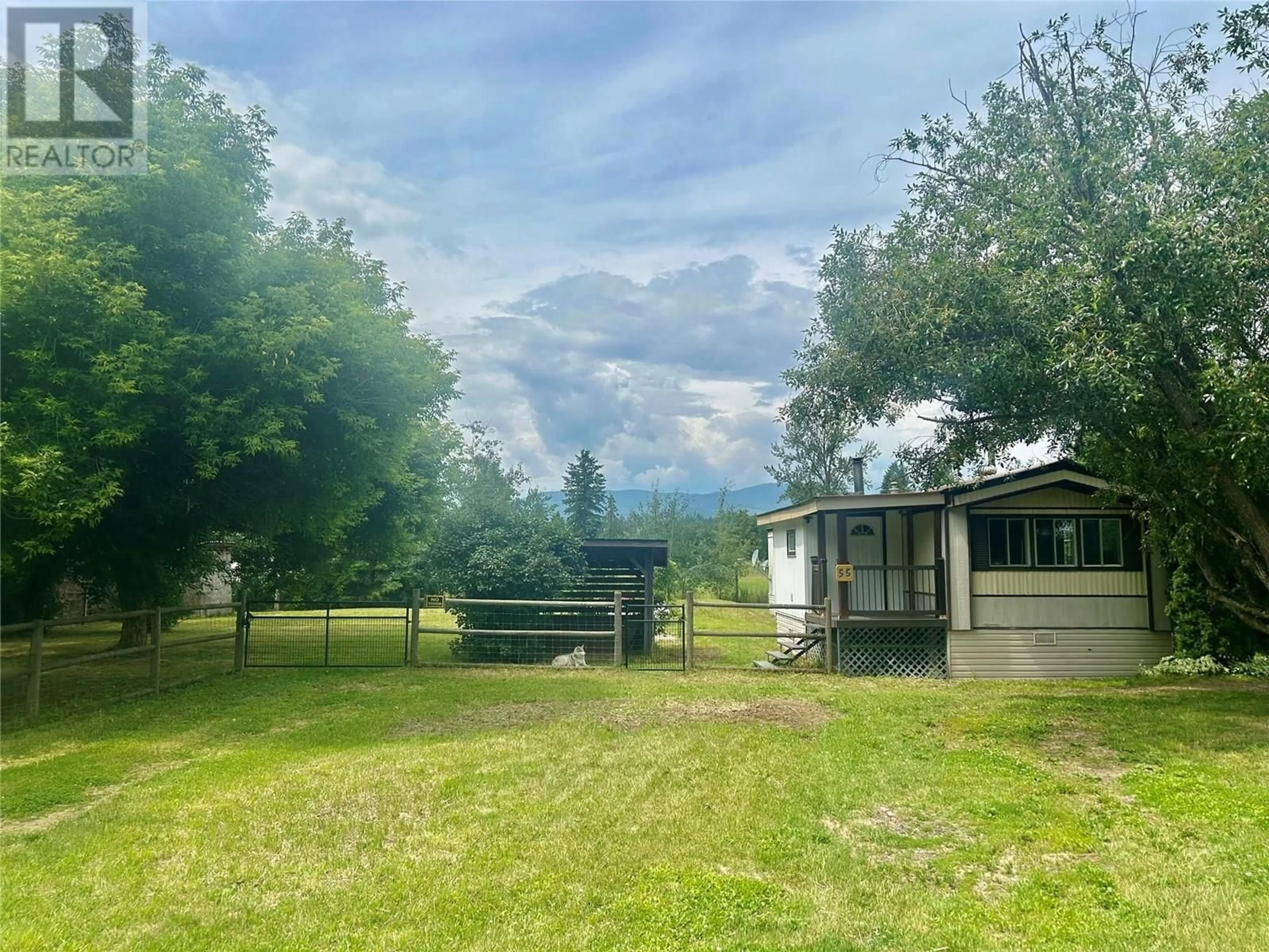A pic from outside/outdoor area/front of a property/back of a property/a pic from drone, unknown for 55 BLANCHARD ROAD, Clearwater British Columbia V0E1N1