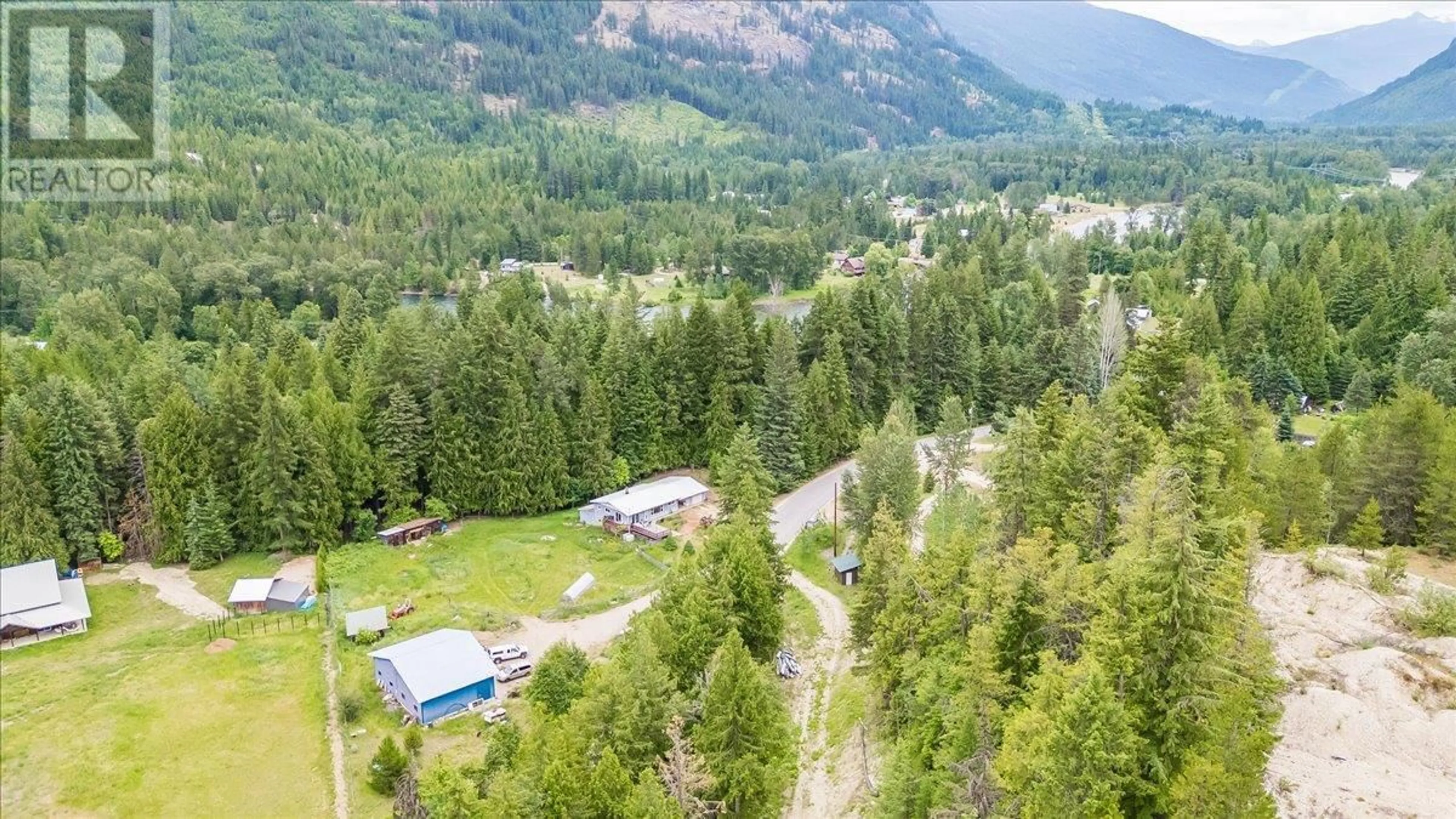 A pic from outside/outdoor area/front of a property/back of a property/a pic from drone, mountain view for 3814 PASSMORE UPPER ROAD, Passmore British Columbia V0G2J0