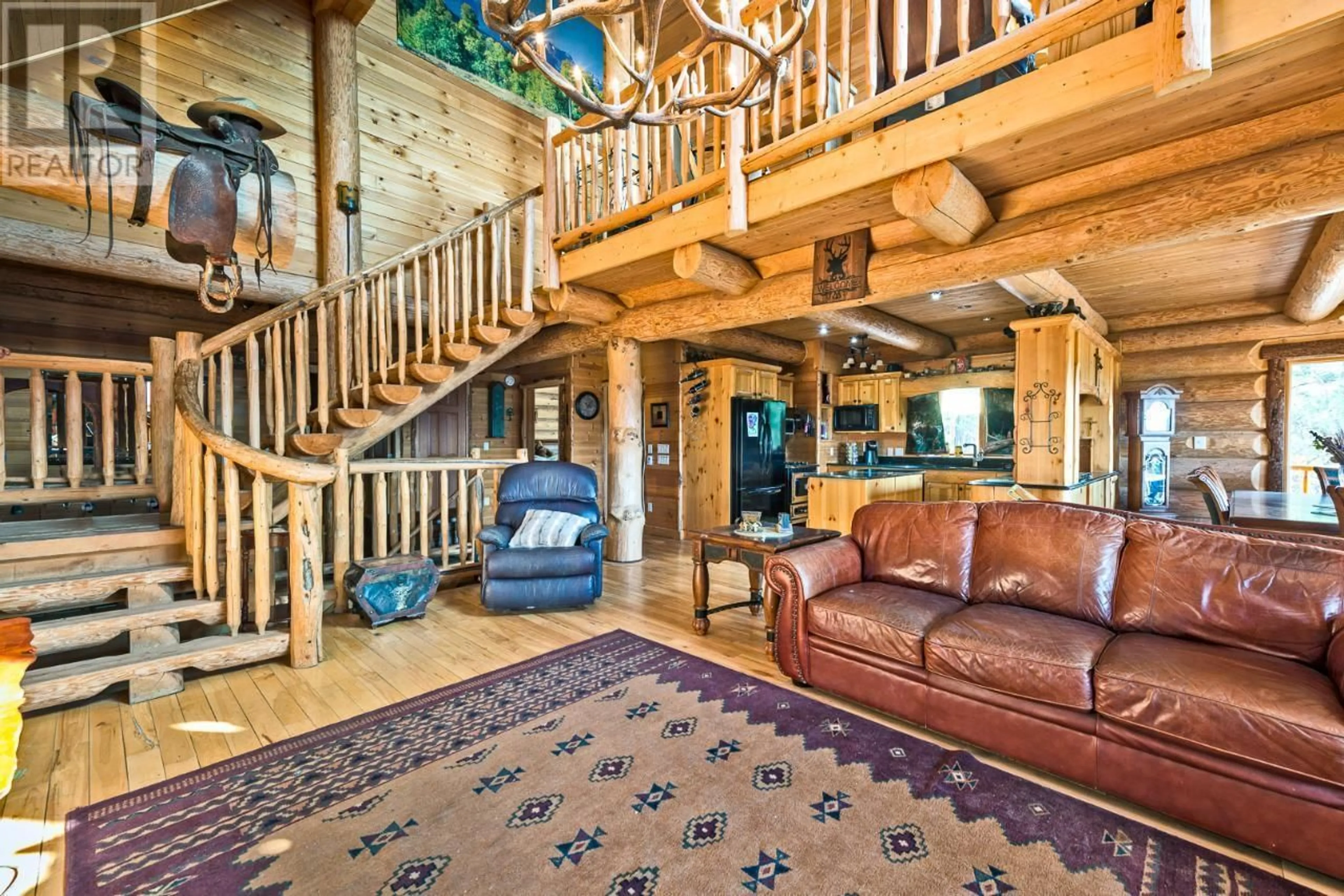 Indoor foyer for 28 NINE MILE PLACE, Osoyoos British Columbia V0H1V6