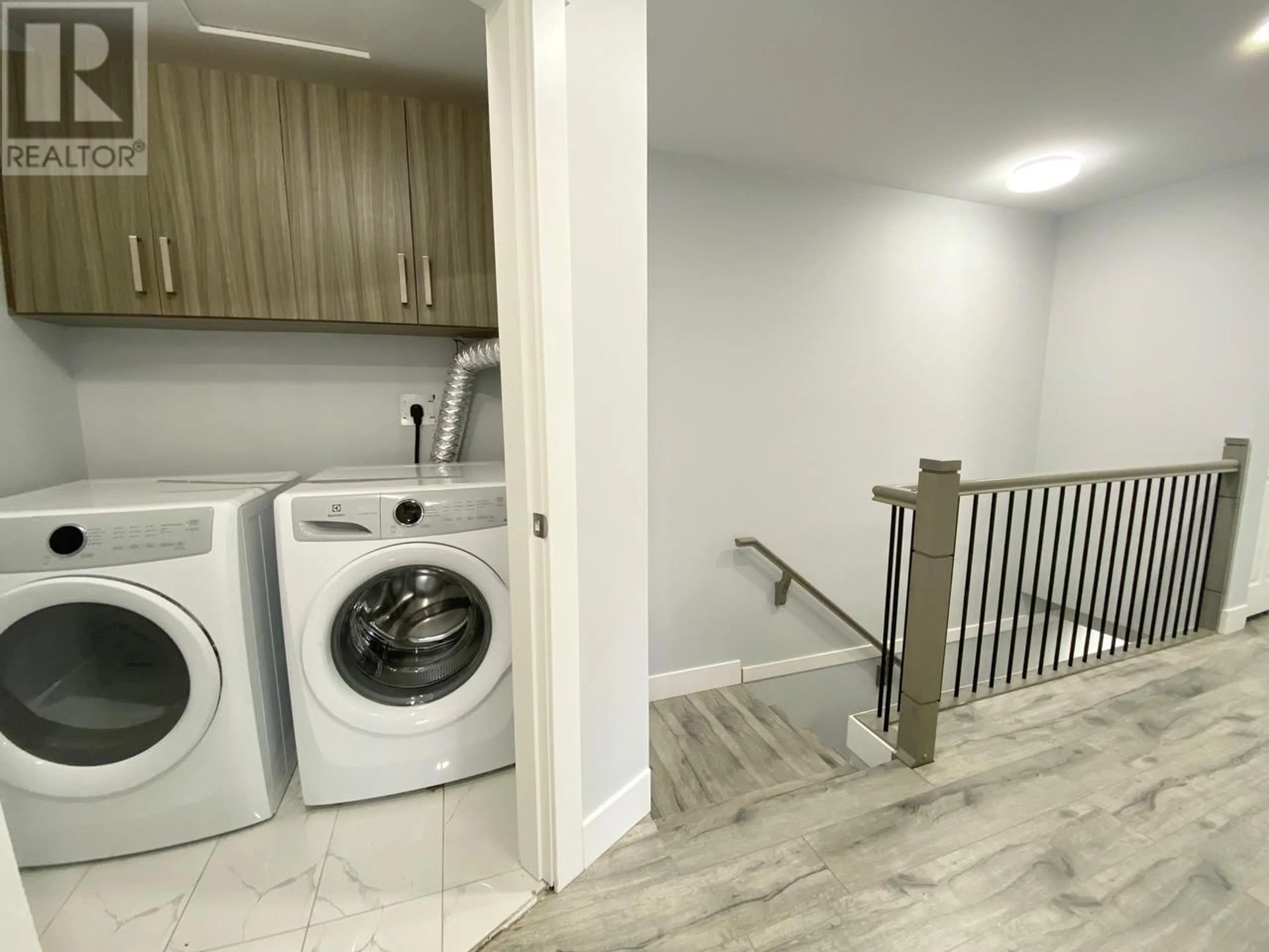 Laundry room for 2 - 722 COOPLAND CRESCENT, Kelowna British Columbia V1Y2V1