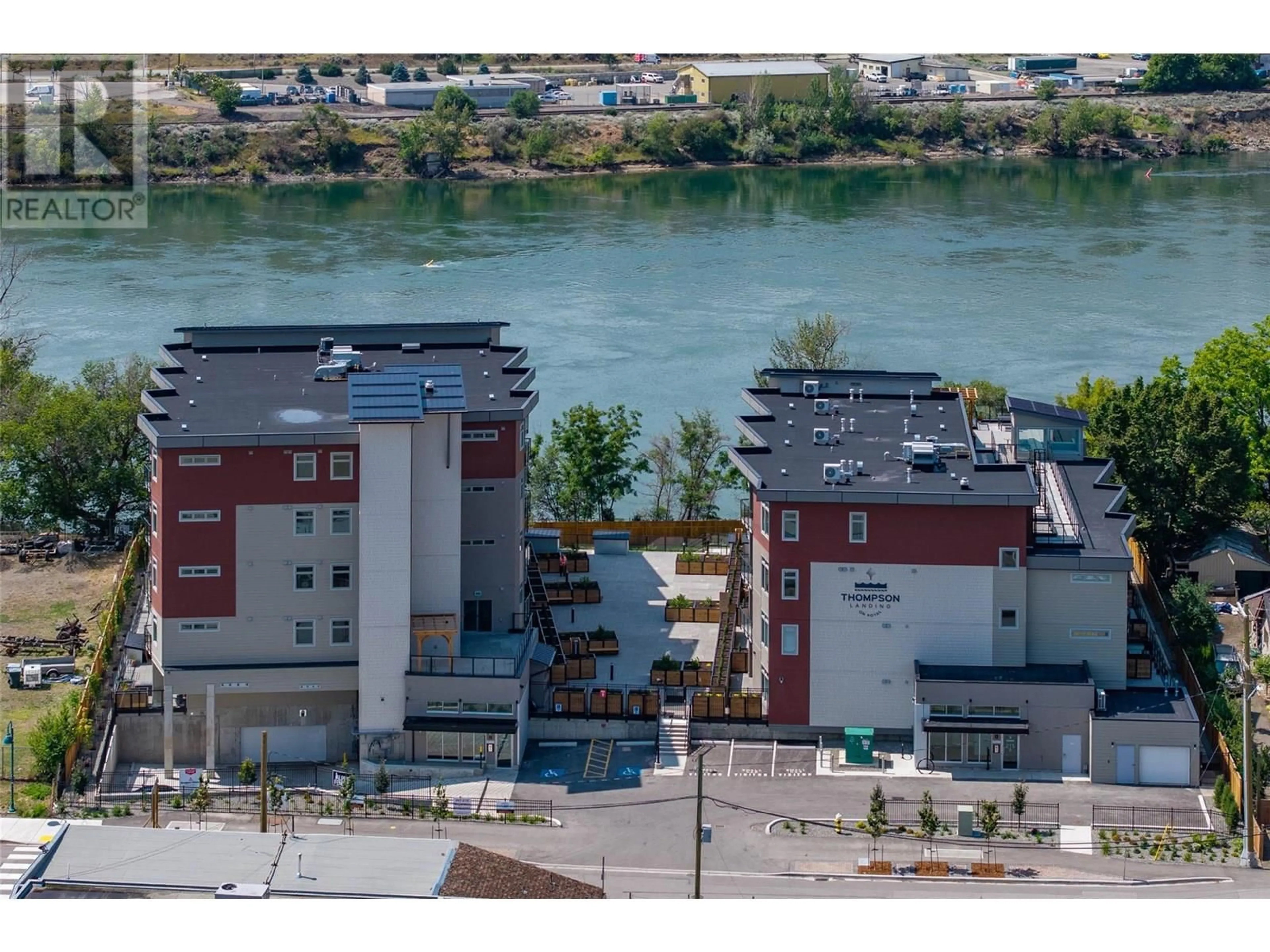 A pic from outside/outdoor area/front of a property/back of a property/a pic from drone, city buildings view from balcony for 507 - 207 ROYAL AVENUE, Kamloops British Columbia V2H1T7