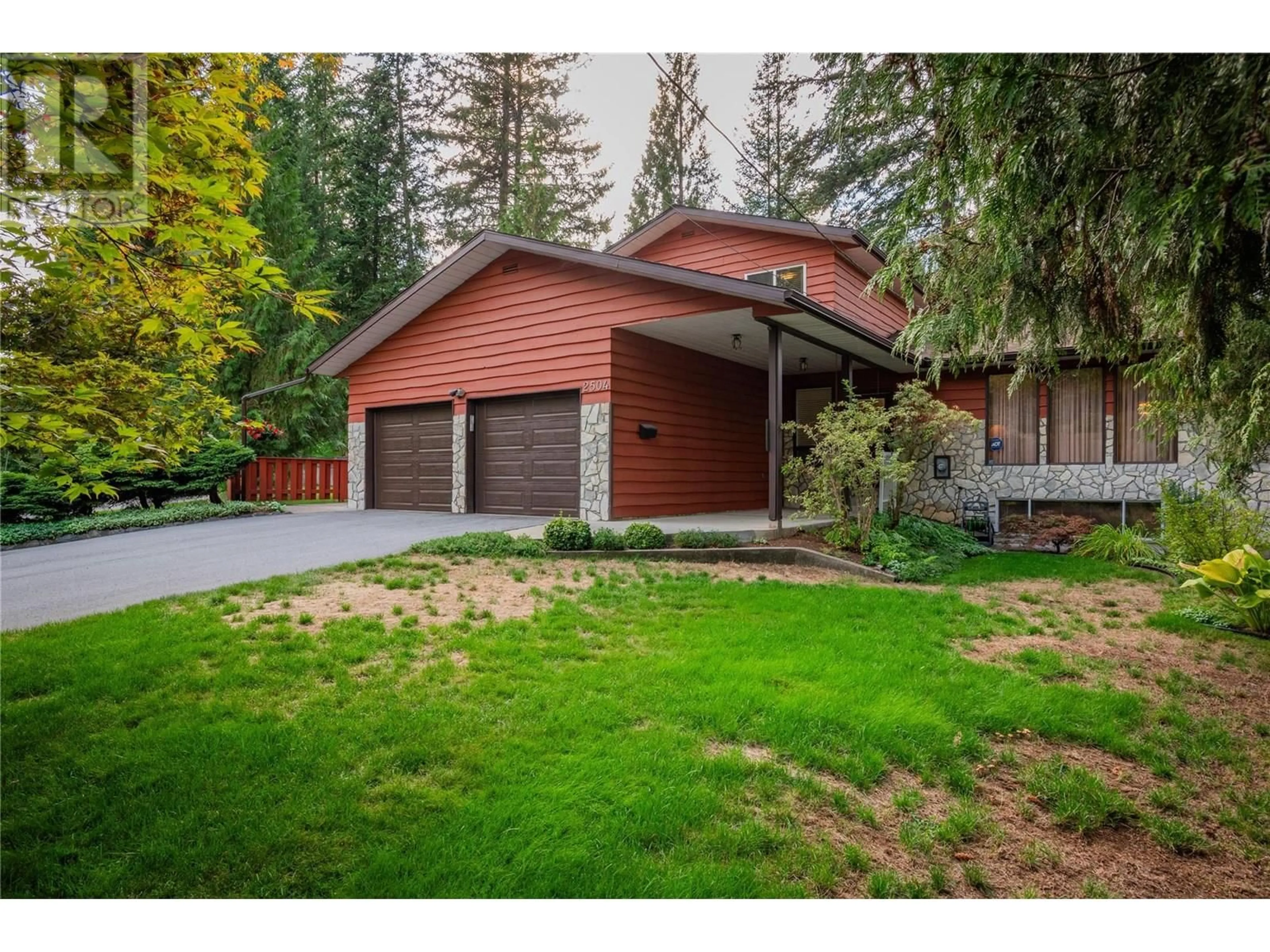 Unknown for 2504 14TH AVENUE, Castlegar British Columbia V1N3P1