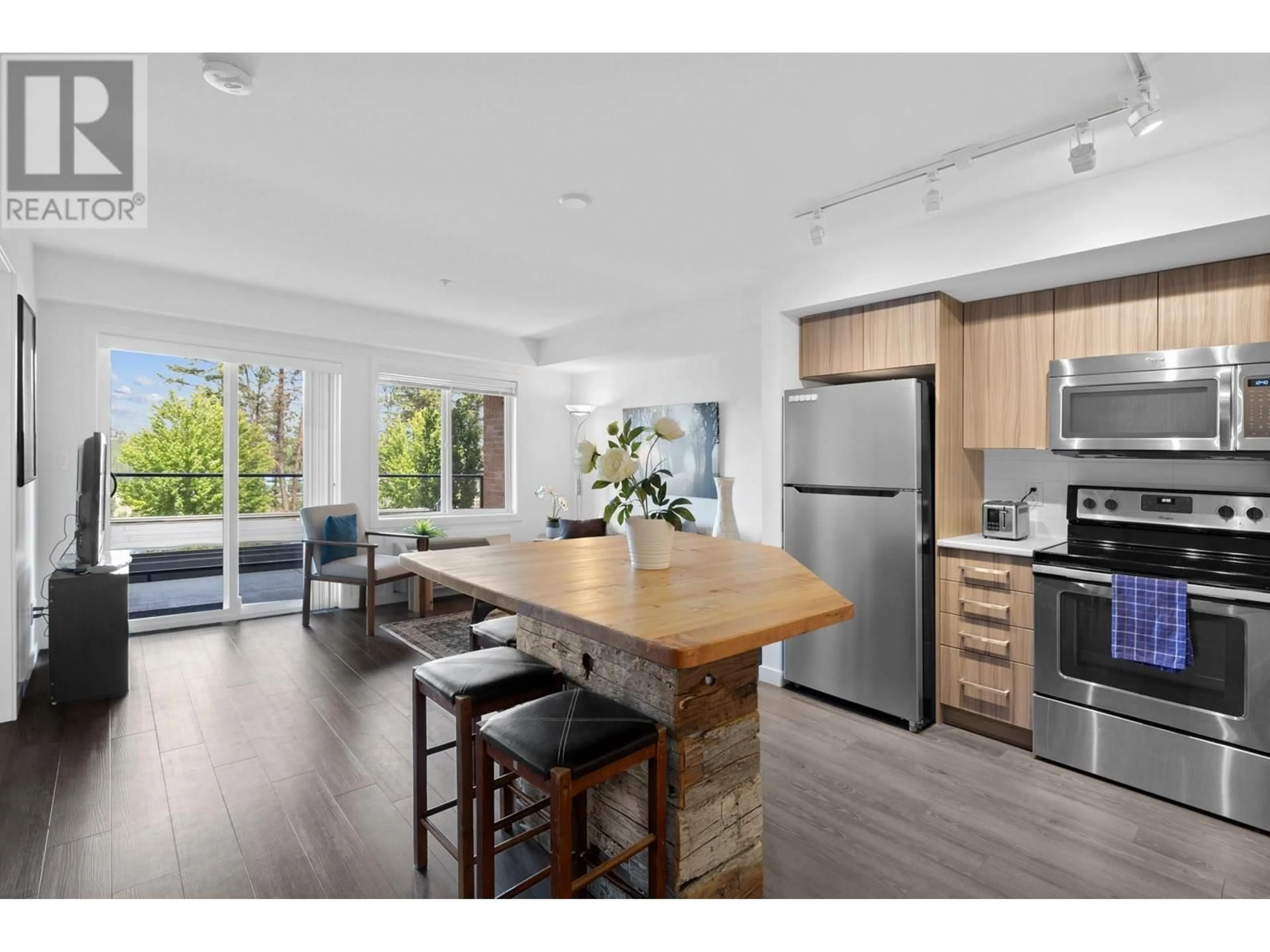 Open concept kitchen, unknown for 103 - 881 ACADEMY WAY, Kelowna British Columbia V1V0A2