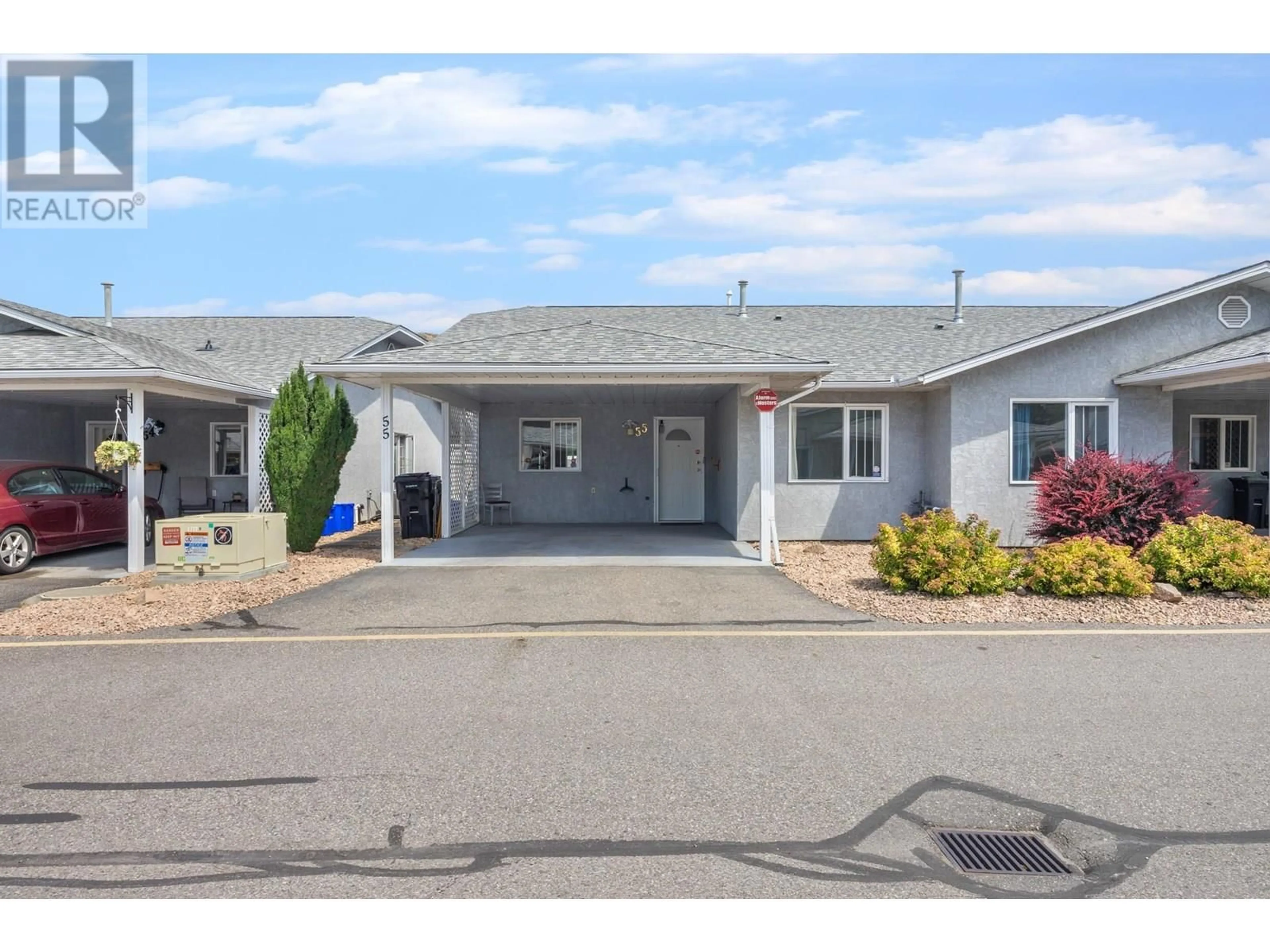 Home with vinyl exterior material, street for 55 - 3900 27 AVENUE, Vernon British Columbia V1T9E6