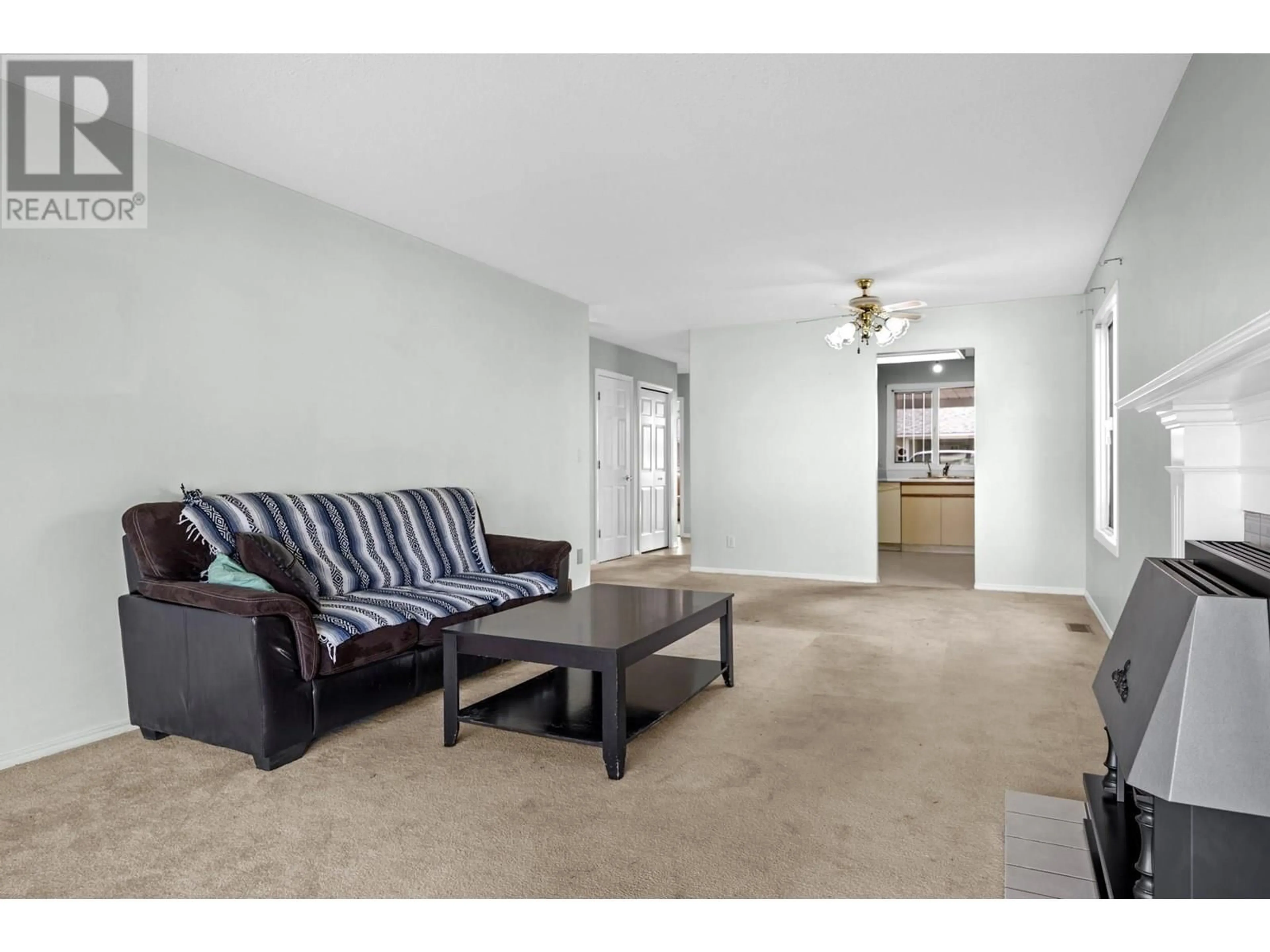 Living room with furniture, unknown for 55 - 3900 27 AVENUE, Vernon British Columbia V1T9E6