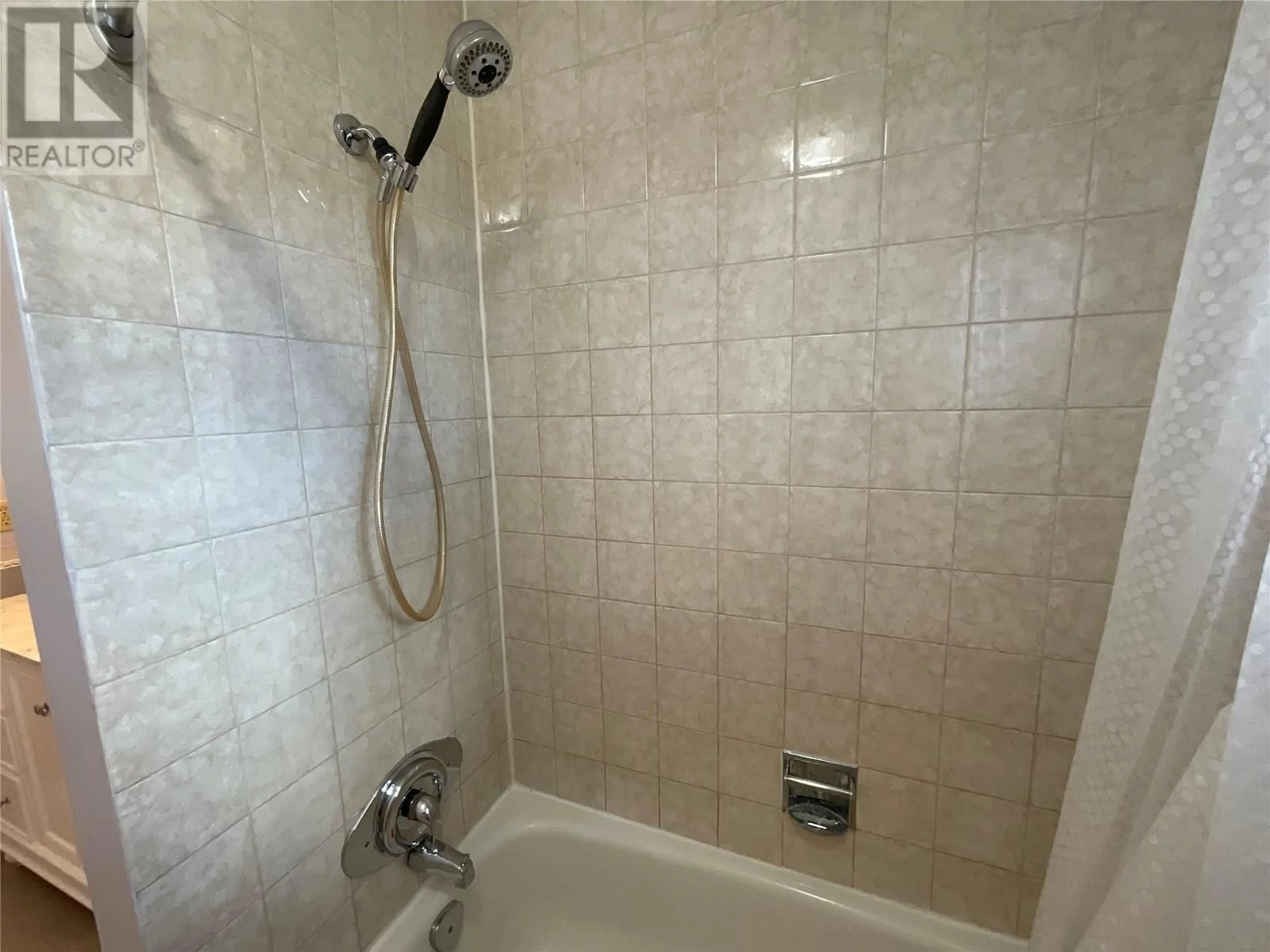 Standard bathroom, ceramic/tile floor for 103 HAMBROOK LANE, Tumbler Ridge British Columbia V0C2W0