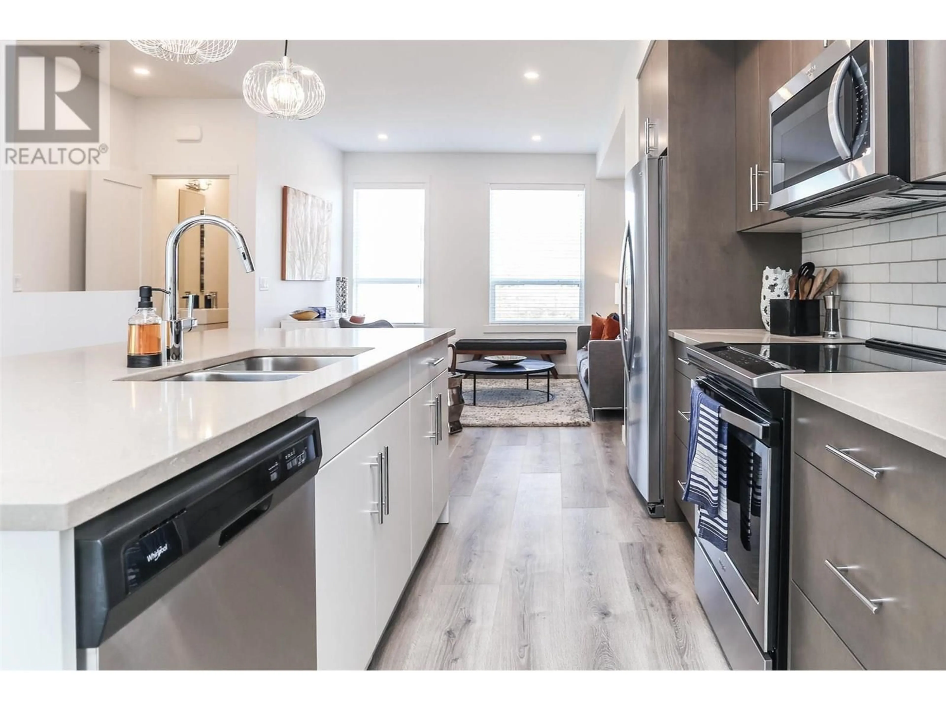 Open concept kitchen, unknown for 34 - 610 ACADEMY WAY, Kelowna British Columbia V1V0H2
