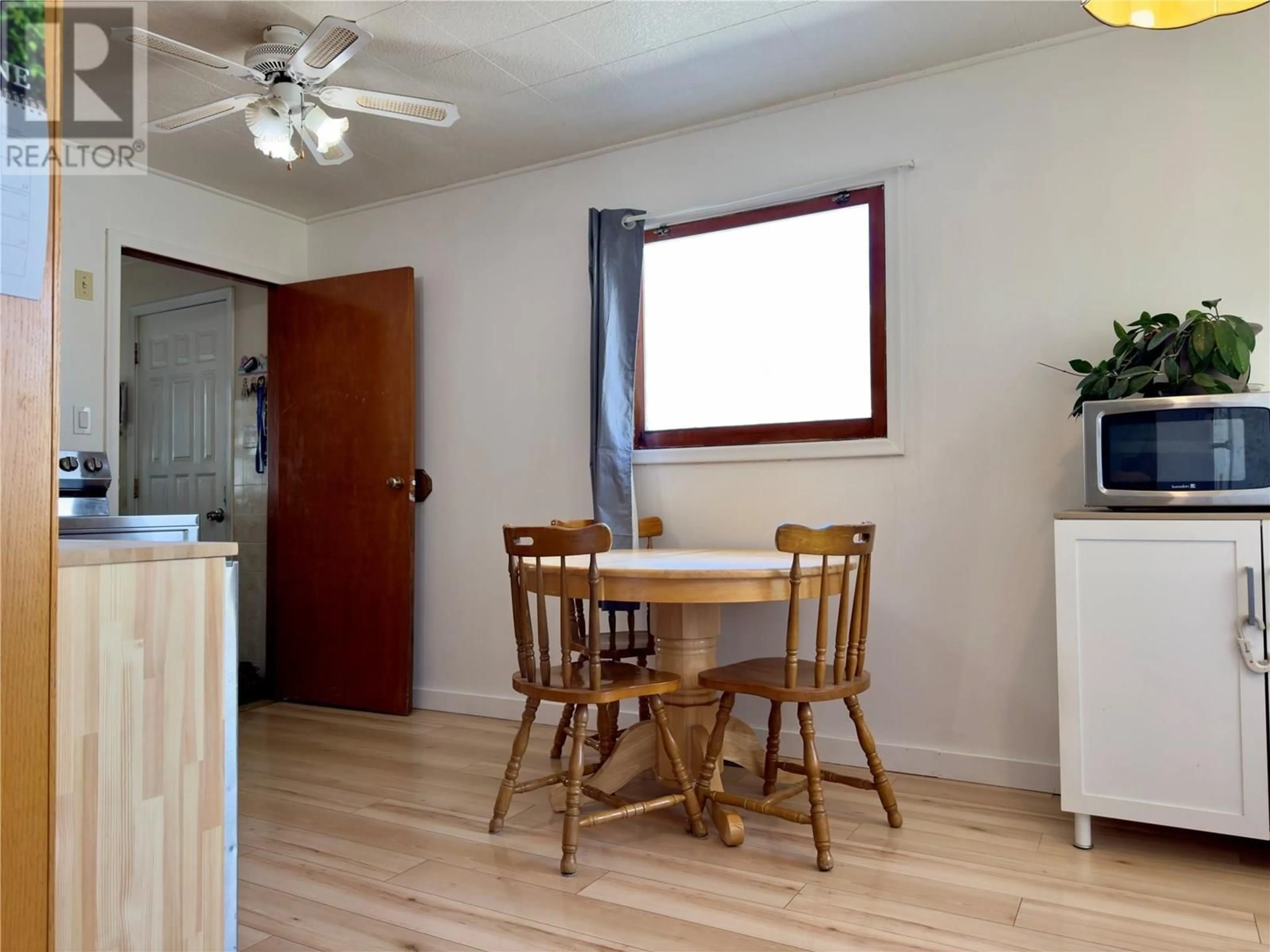 A pic of a room for 1012 118 AVENUE, Dawson Creek British Columbia V1G3J1