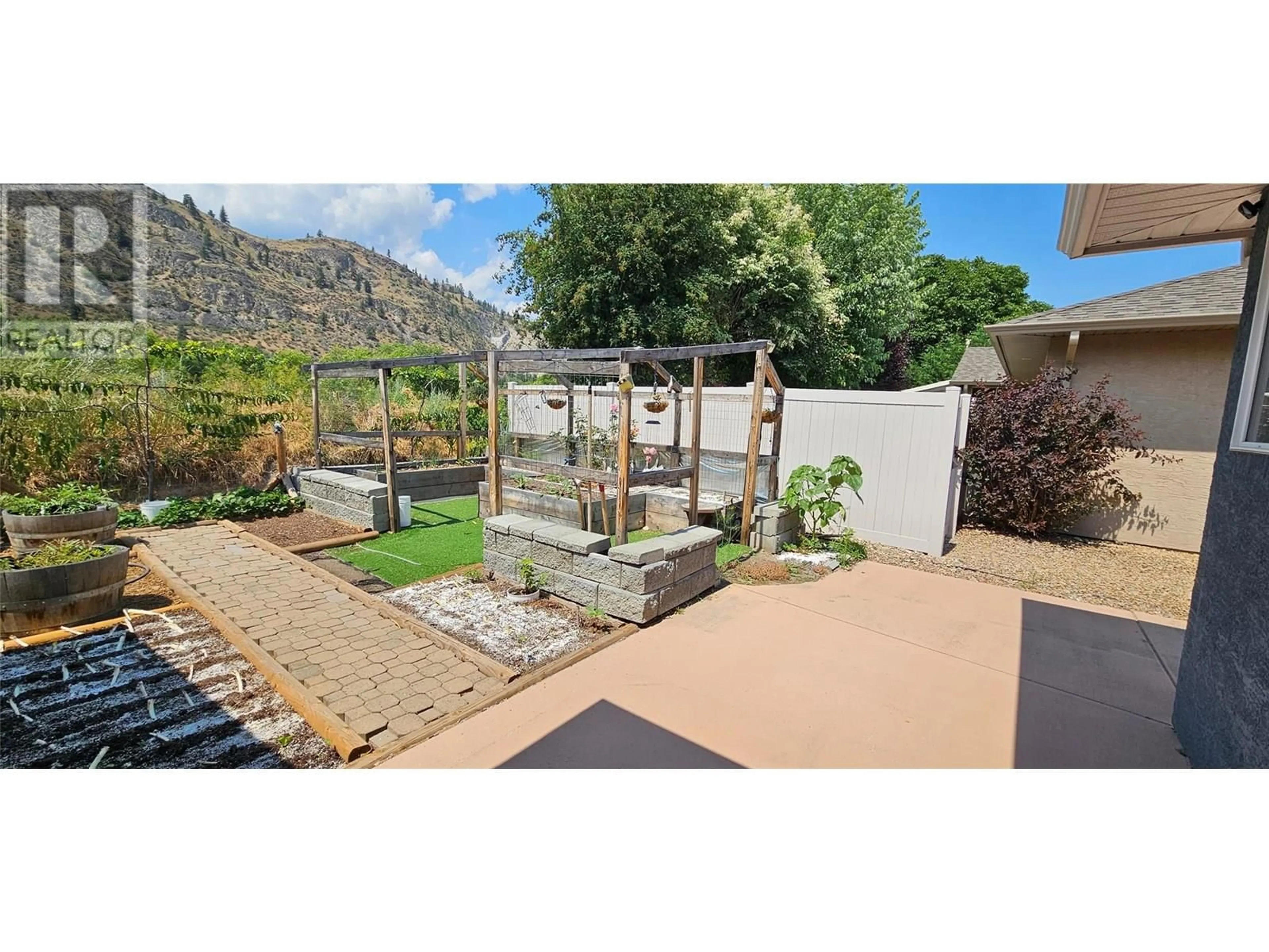 Patio, mountain view for 190 WILLOWS PLACE, Oliver British Columbia V0H1T4