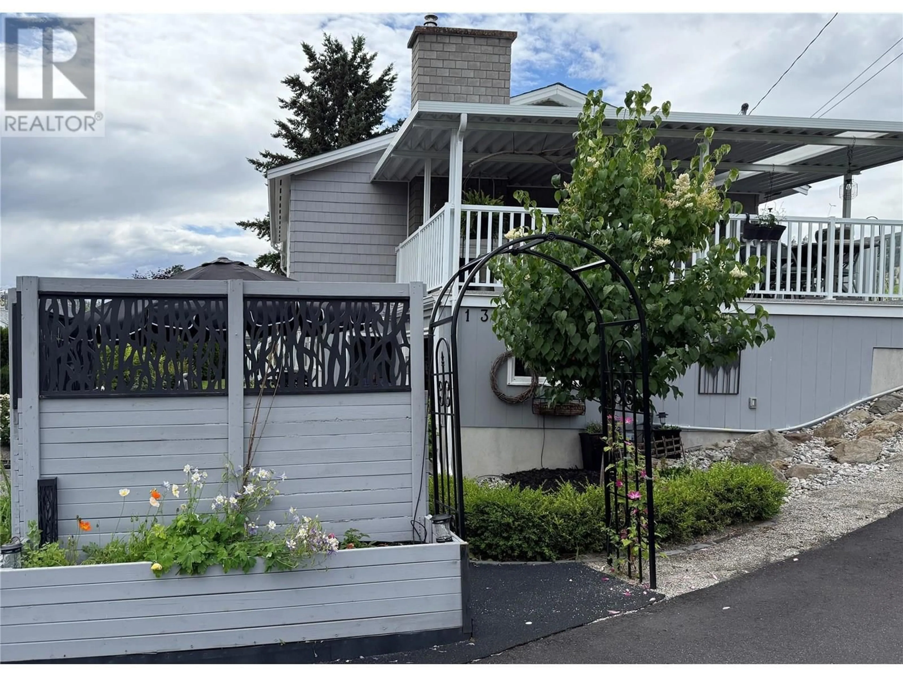 Home with vinyl exterior material, street for 11315 WARD STREET, Summerland British Columbia V0H1Z0