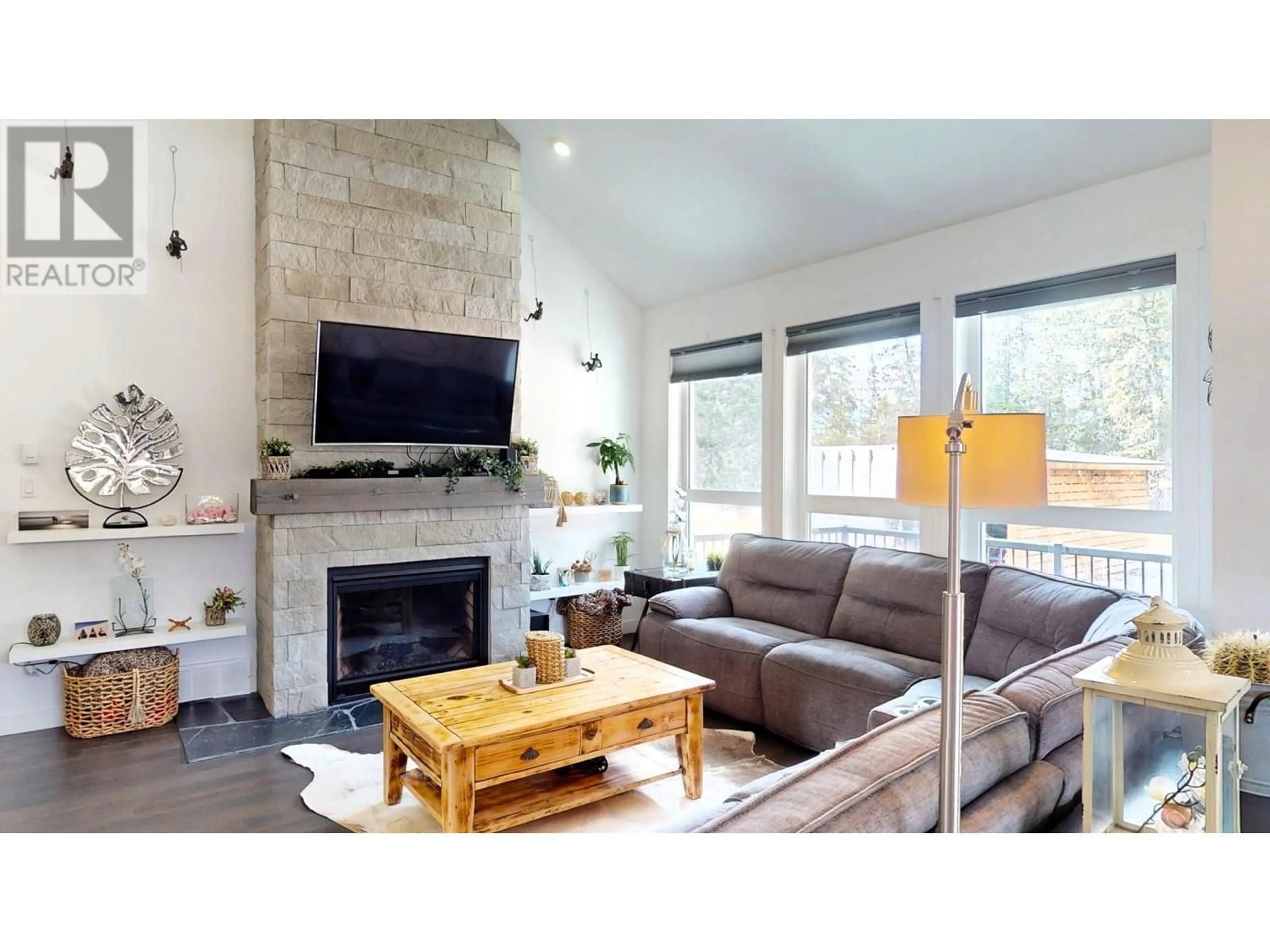 Living room with furniture, wood/laminate floor for 1810 FOXWOOD TRAIL, Windermere British Columbia V0B2L2