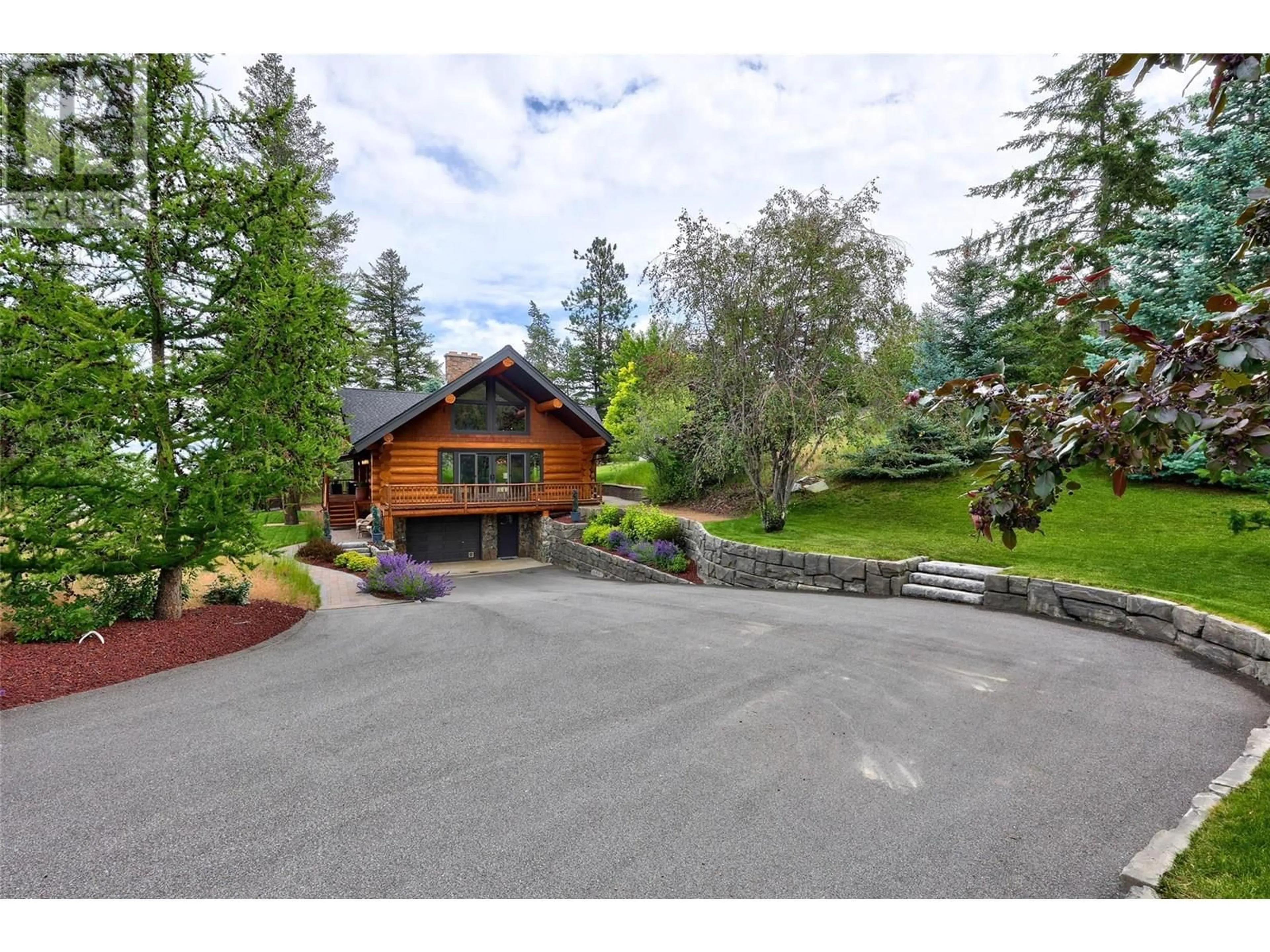 A pic from outside/outdoor area/front of a property/back of a property/a pic from drone, unknown for 2094 HIGH SCHYLEA DRIVE, Kamloops British Columbia V2E1S2