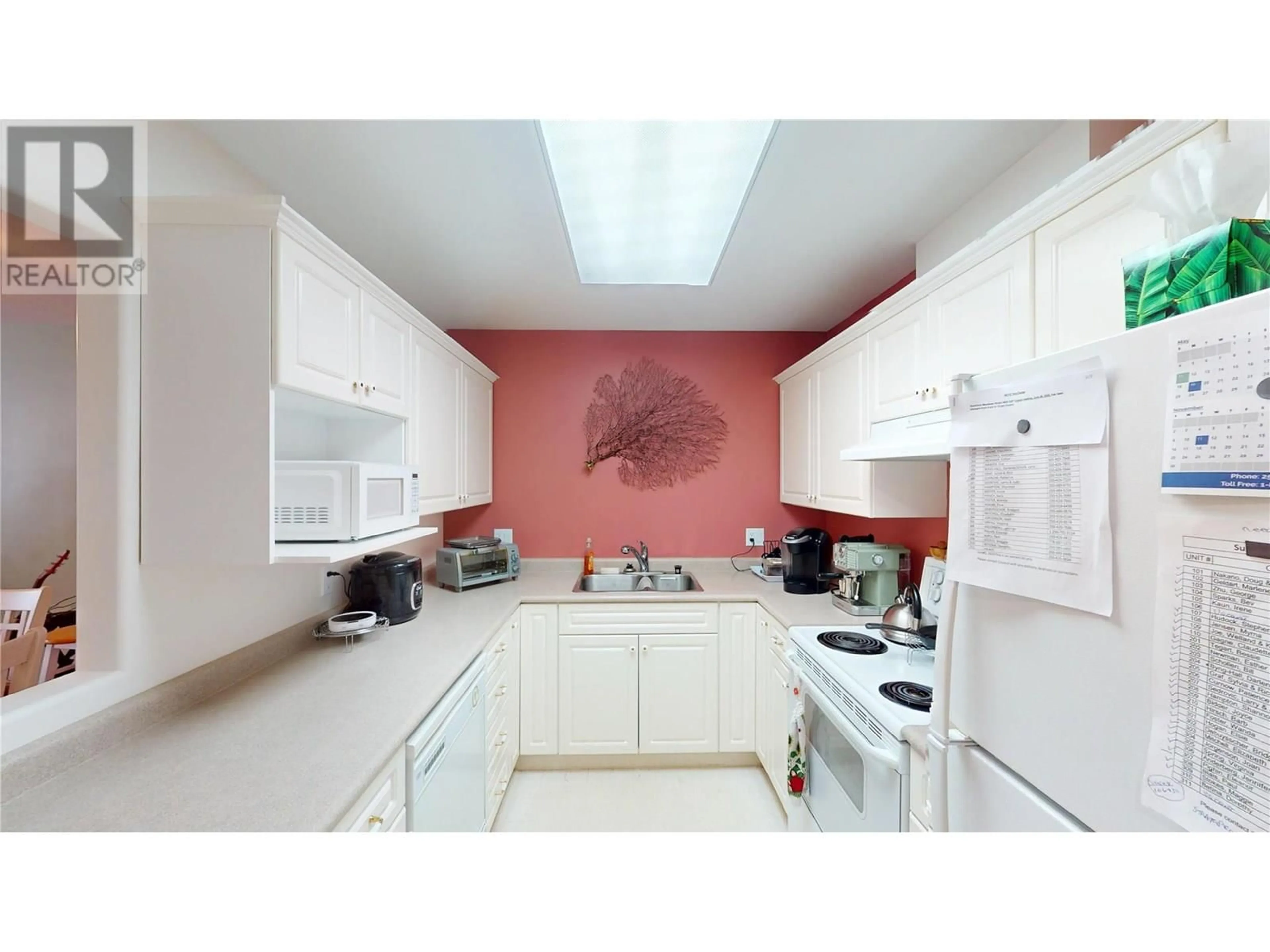 Standard kitchen, unknown for 308 - 1201 KOKANEE DRIVE NORTH, Cranbrook British Columbia V1C6P8