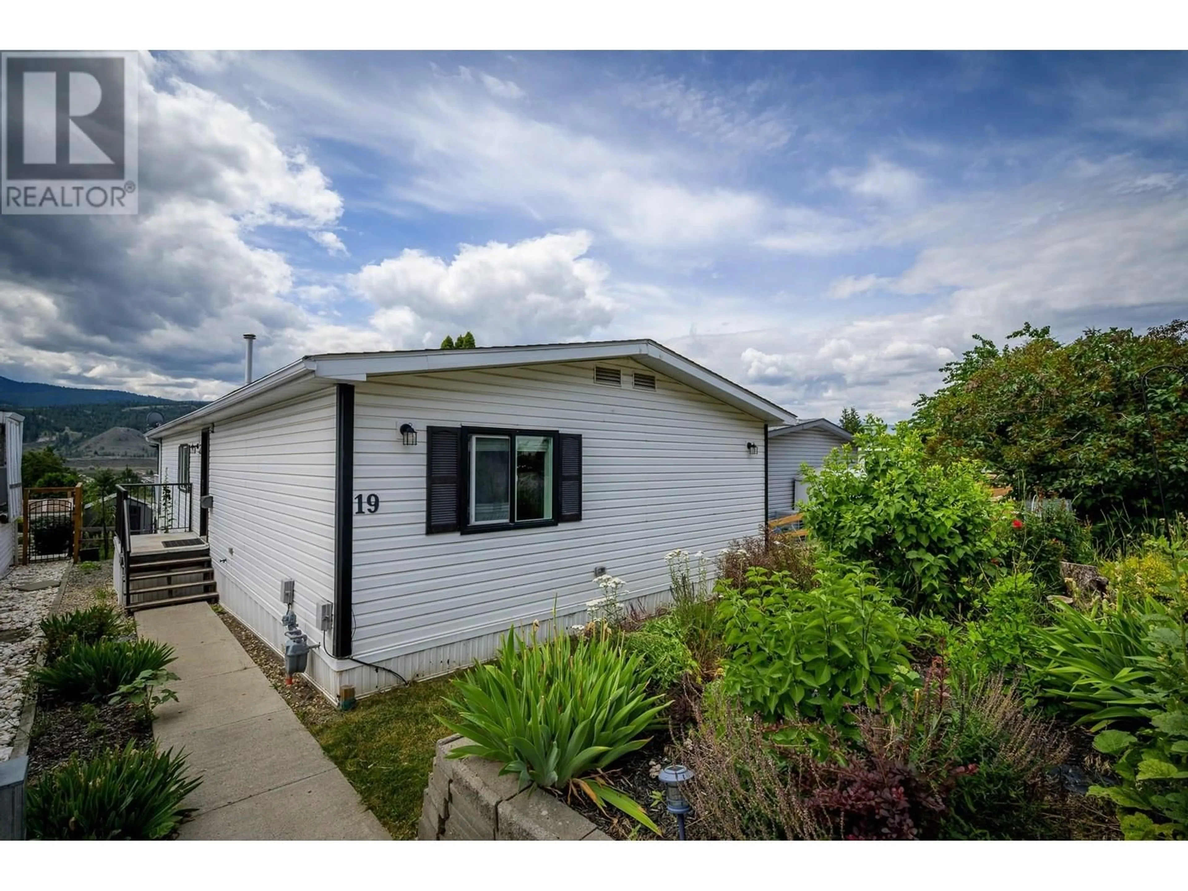 Unknown for 19 - 3099 SHUSWAP ROAD EAST, Kamloops British Columbia V2H1T7