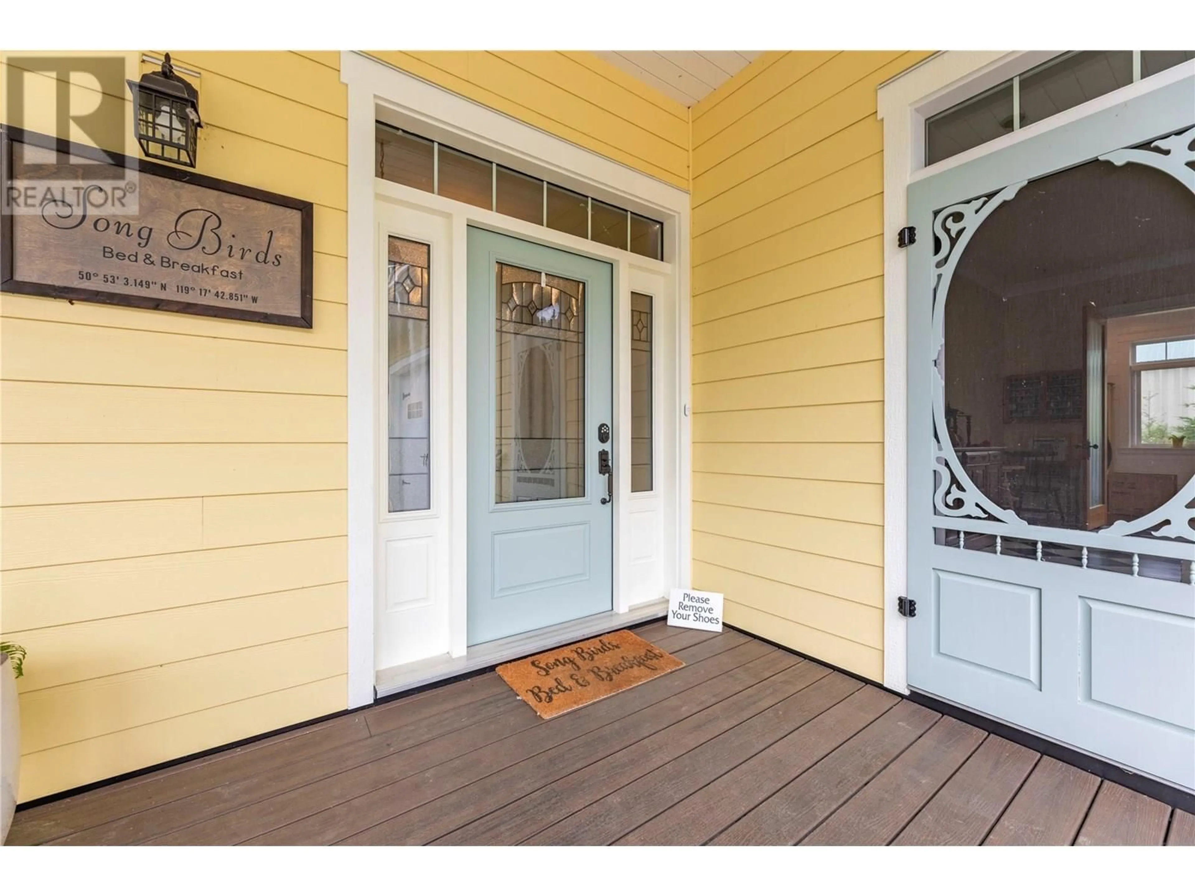 Indoor entryway for 3828 PARRI ROAD, Sorrento British Columbia V0E2W1