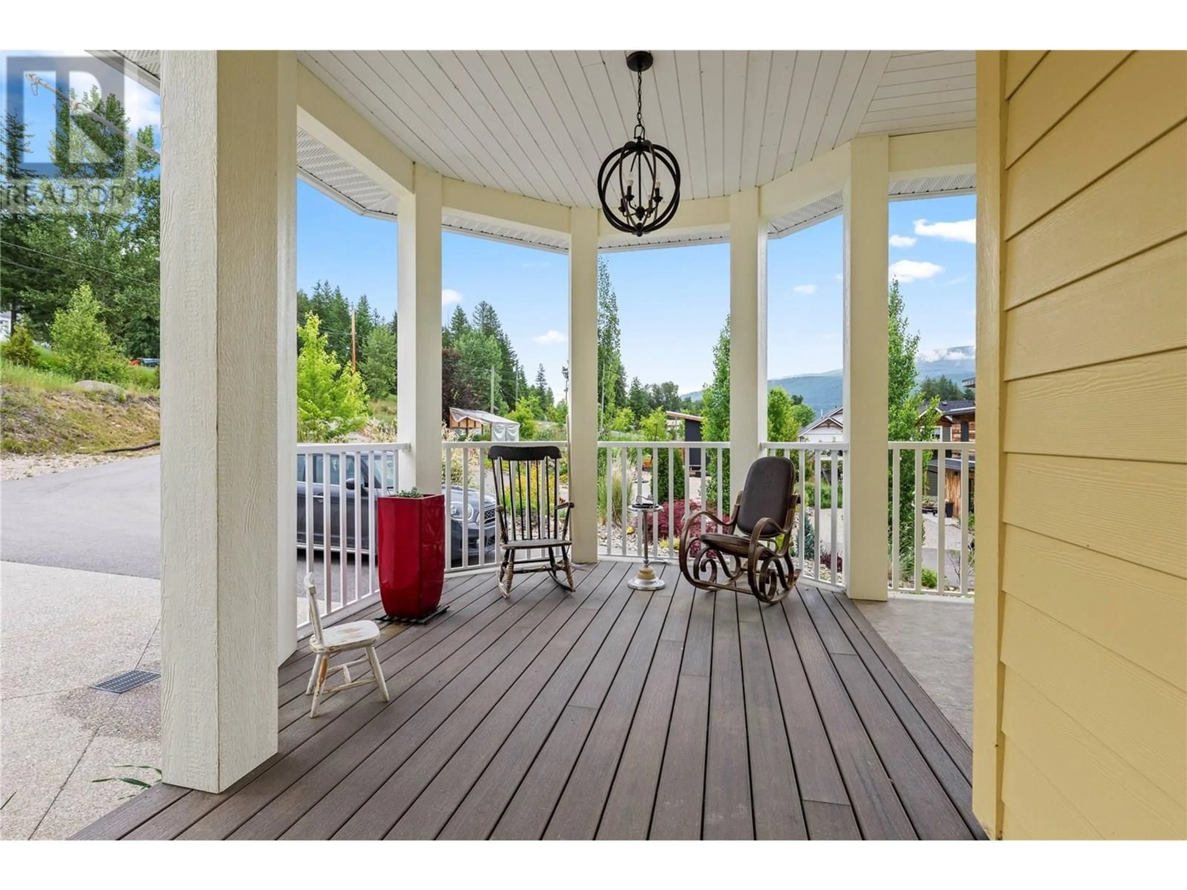 Patio, mountain view for 3828 PARRI ROAD, Sorrento British Columbia V0E2W1