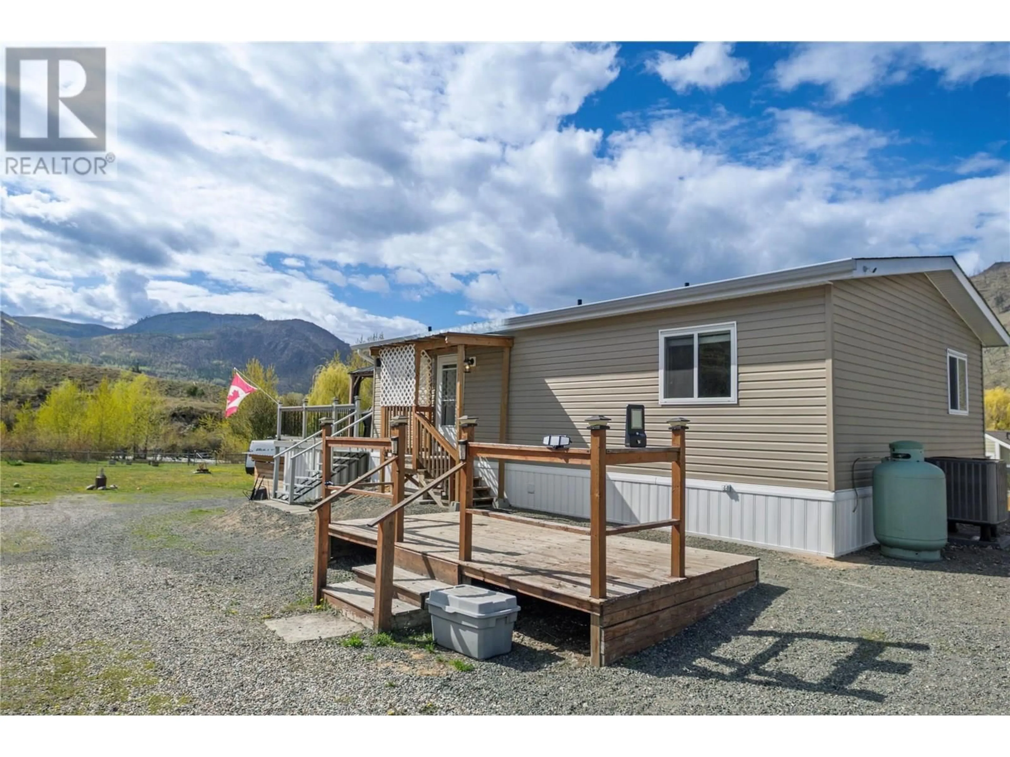 Home with vinyl exterior material, mountain view for 3710 LOUIS CREEK ROAD, Barriere British Columbia V0E2E0