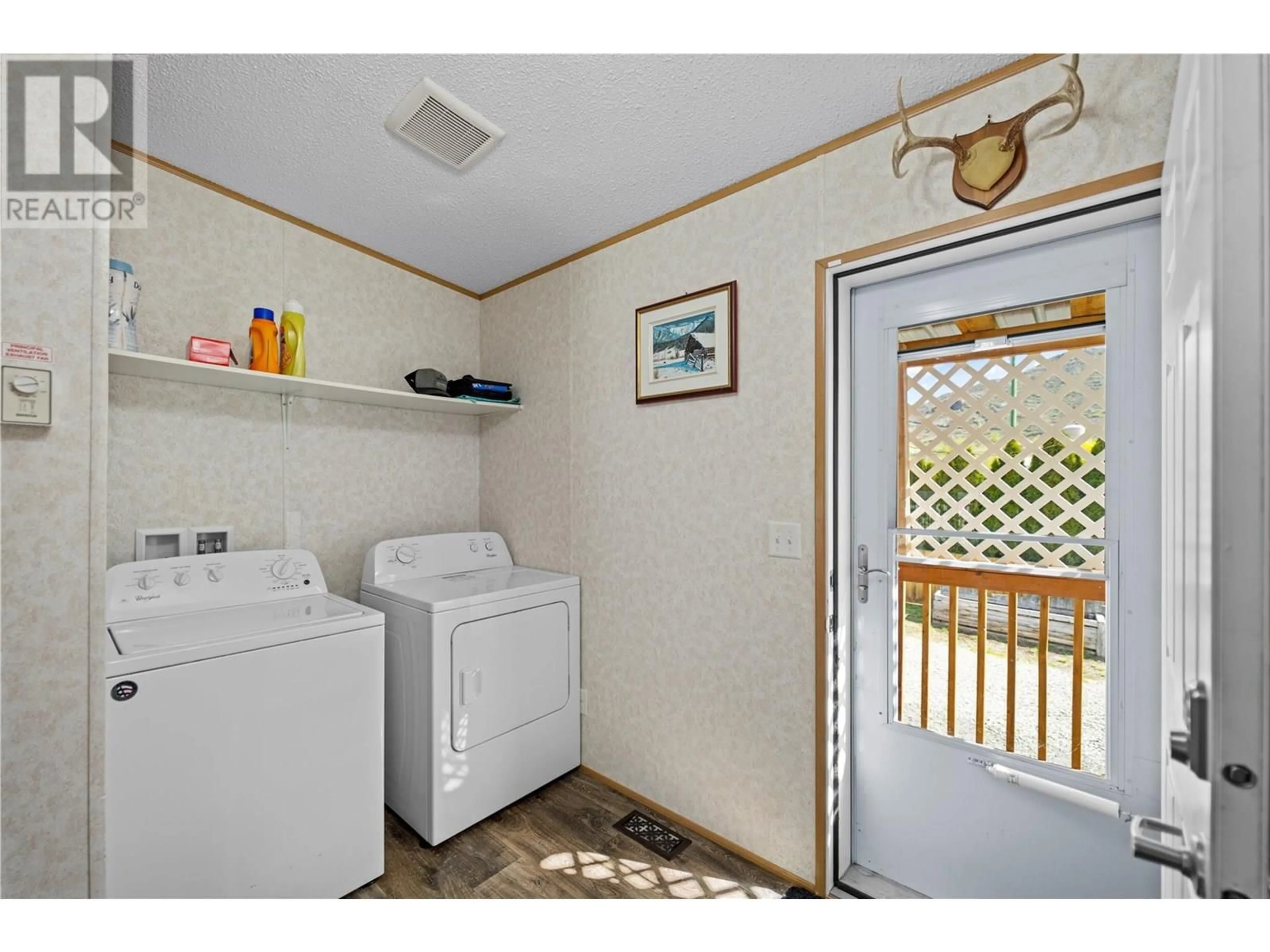 Laundry room for 3710 LOUIS CREEK ROAD, Barriere British Columbia V0E2E0