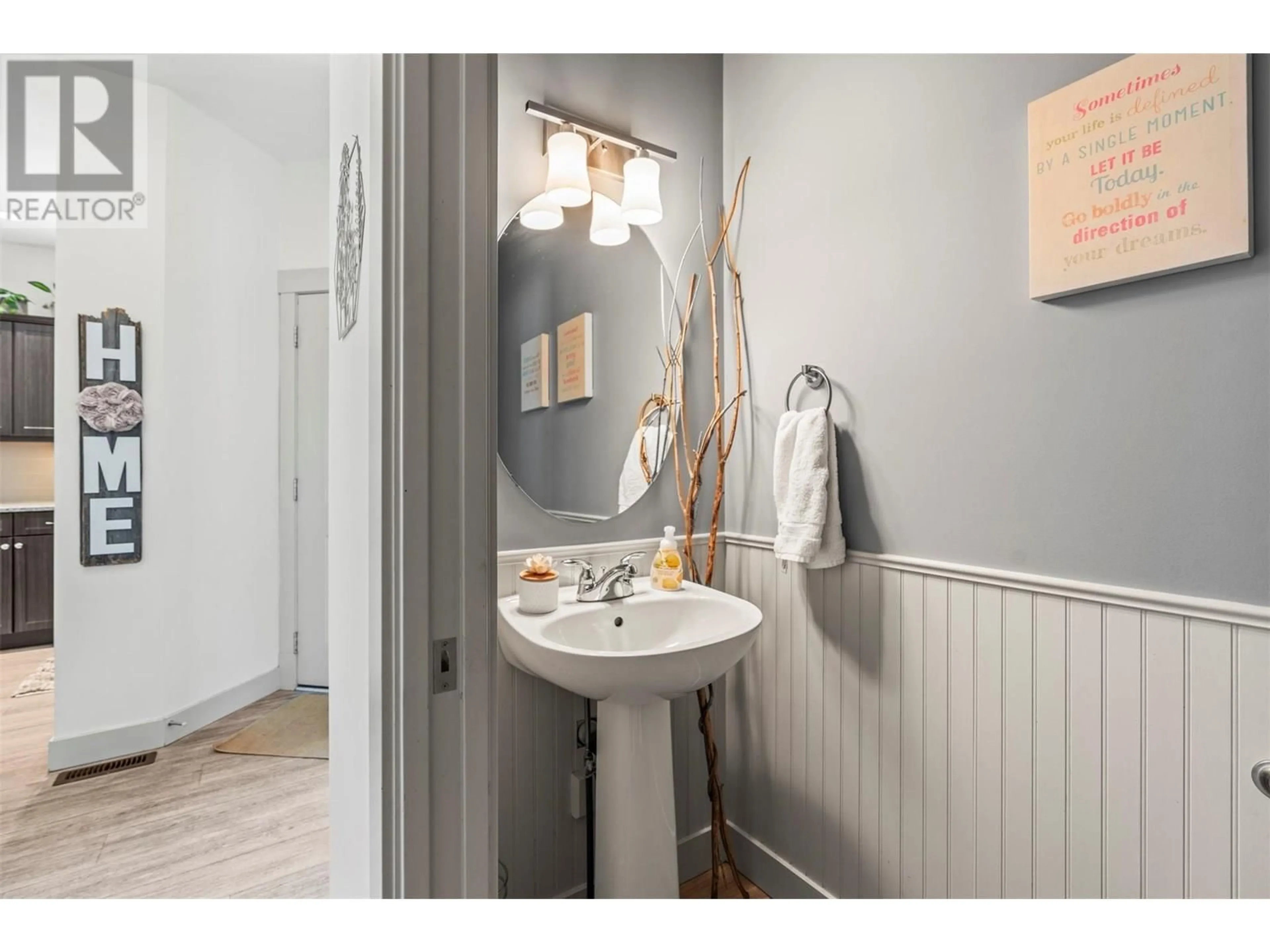 Standard bathroom, ceramic/tile floor for 253 - 3780 SCHUBERT ROAD, Armstrong British Columbia V0E1B0