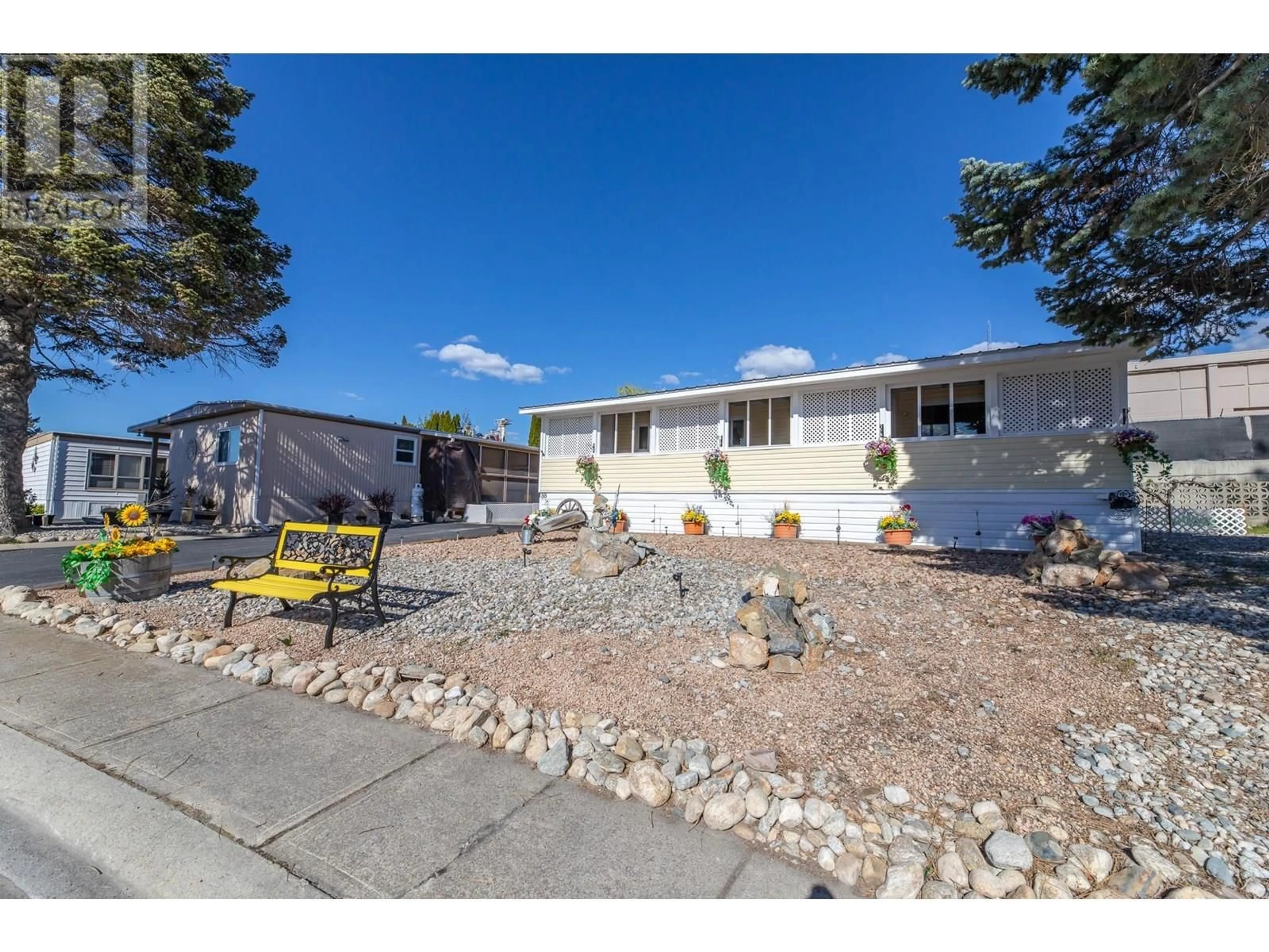 Unknown for 88 - 98 OKANAGAN AVENUE EAST, Penticton British Columbia V2A3J5