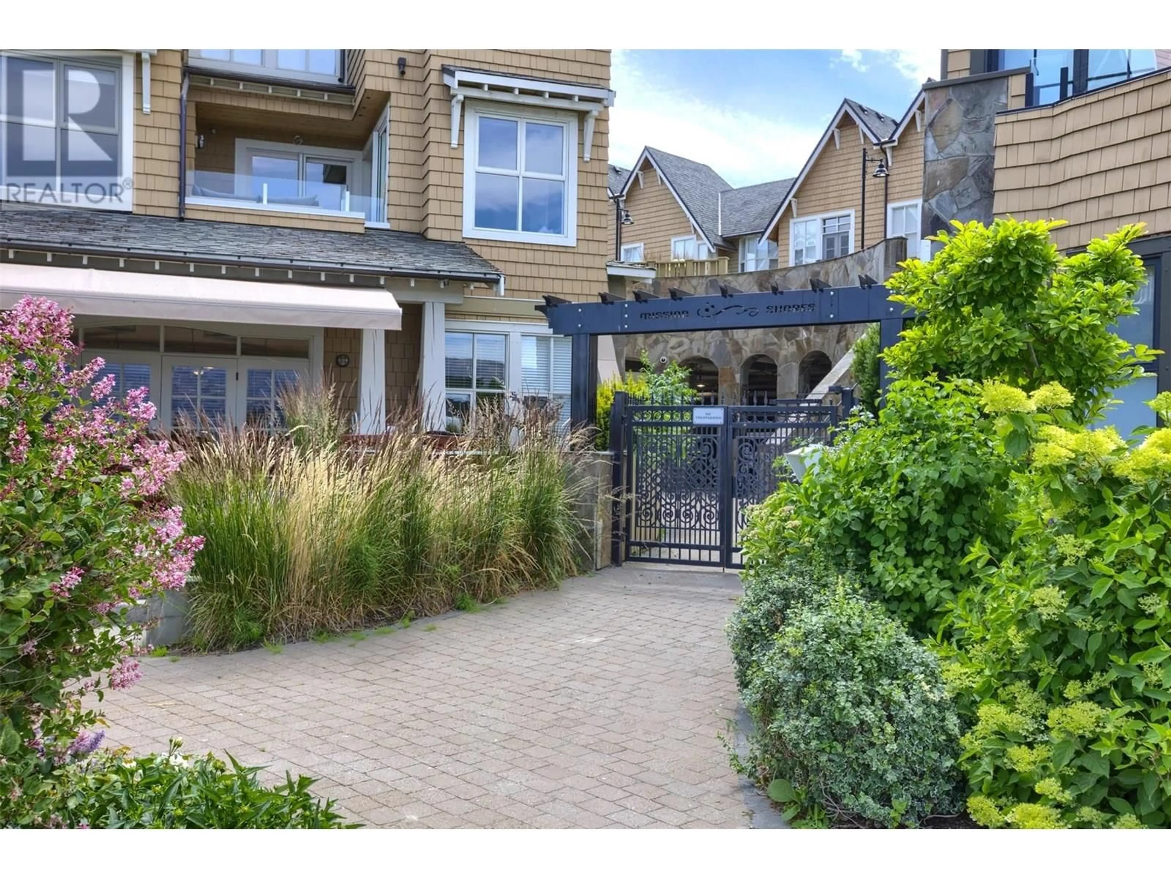 Unknown for 427 - 3880 TRUSWELL ROAD, Kelowna British Columbia V1W5A2