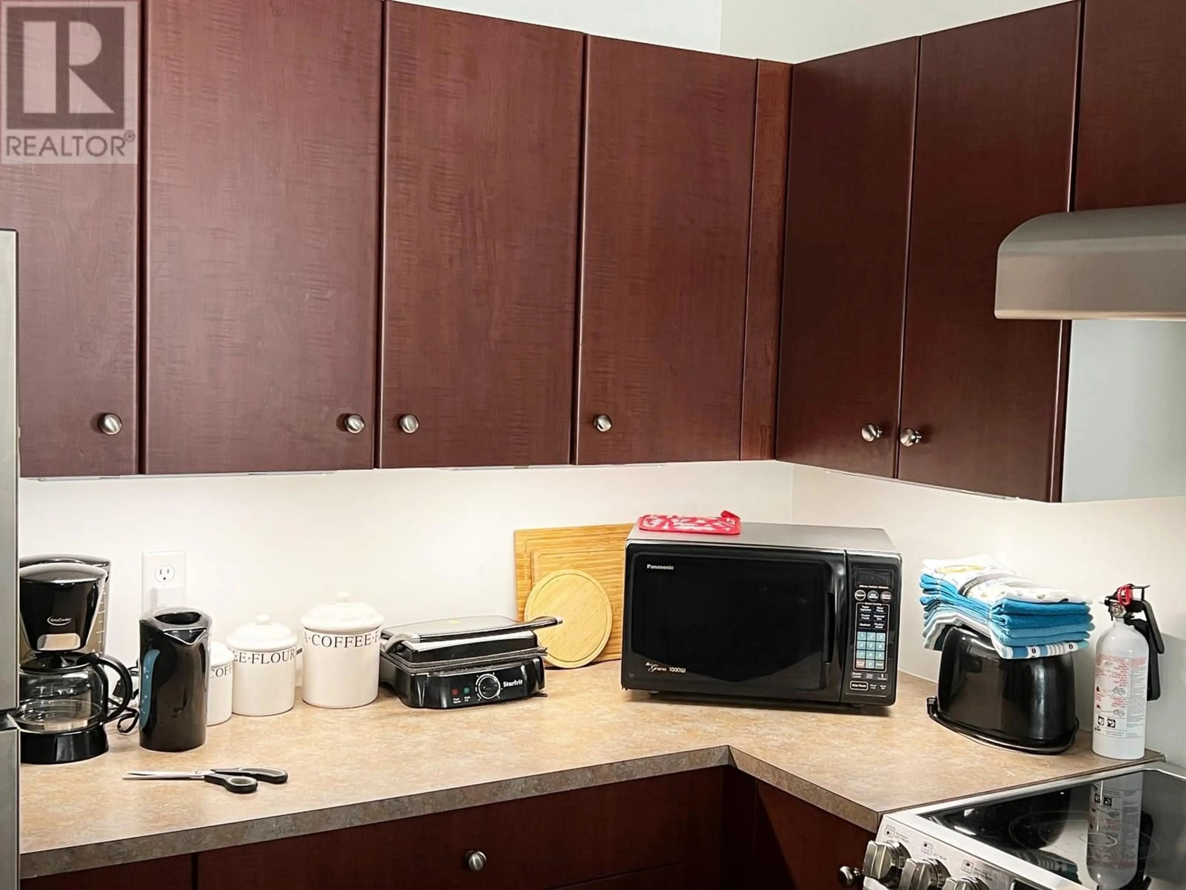 Standard kitchen, unknown for 2415 - 1873 COUNTRY CLUB DRIVE, Kelowna British Columbia V1V2W7