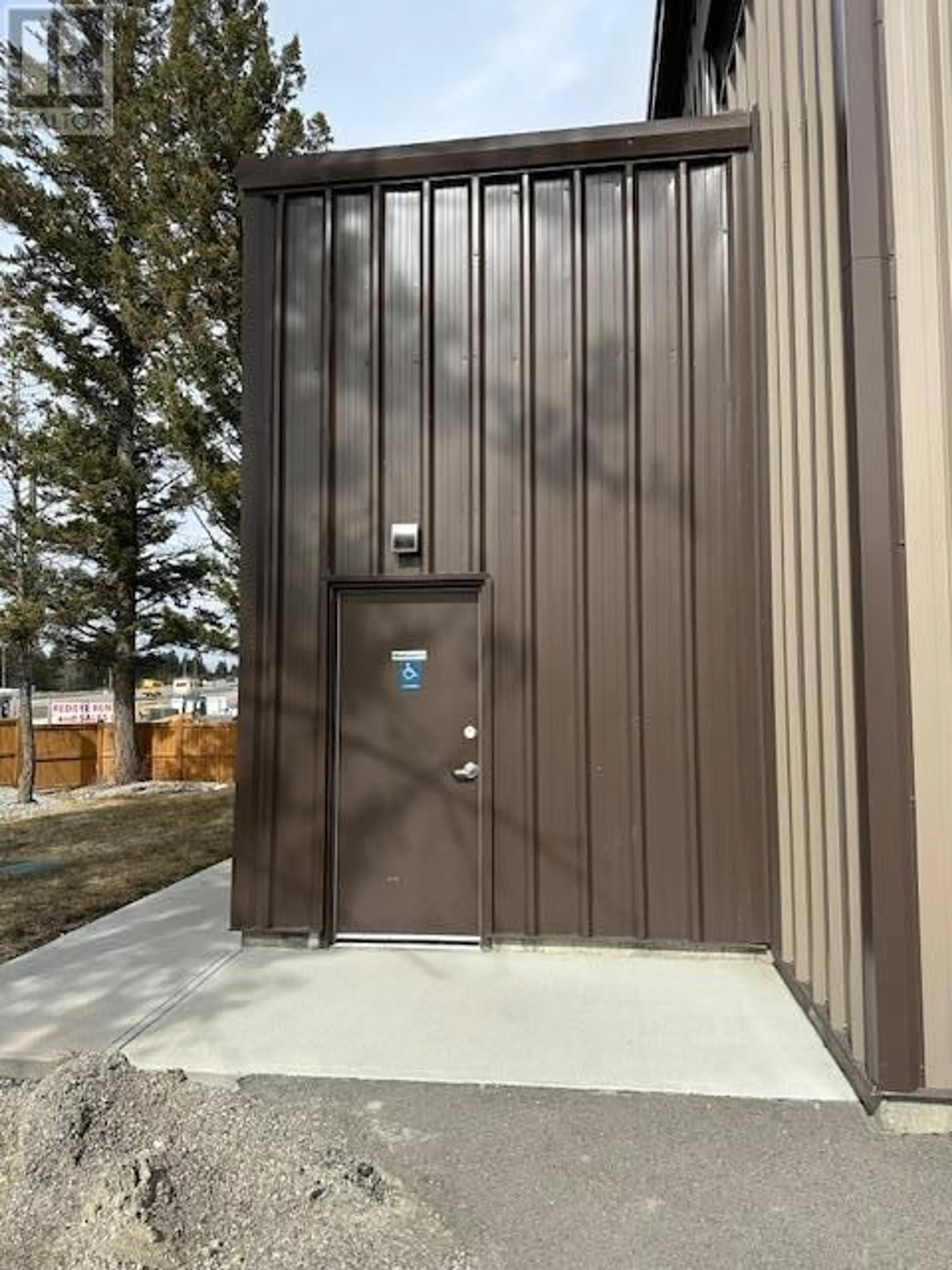 Indoor entryway for 24 - 1496 HIGHWAY 93/95 HIGHWAY, Windermere British Columbia V0B2L1