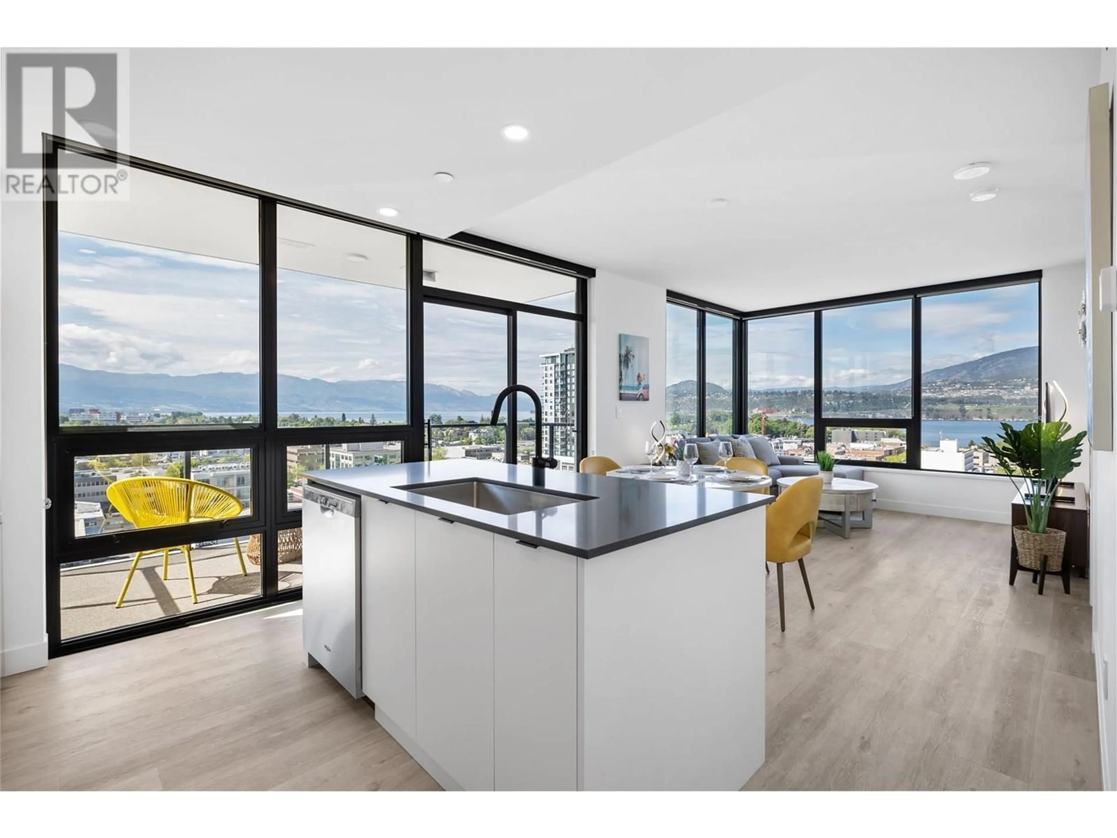 Open concept kitchen, unknown for 1005 - 1471 ST PAUL STREET, Kelowna British Columbia V1Y2E4