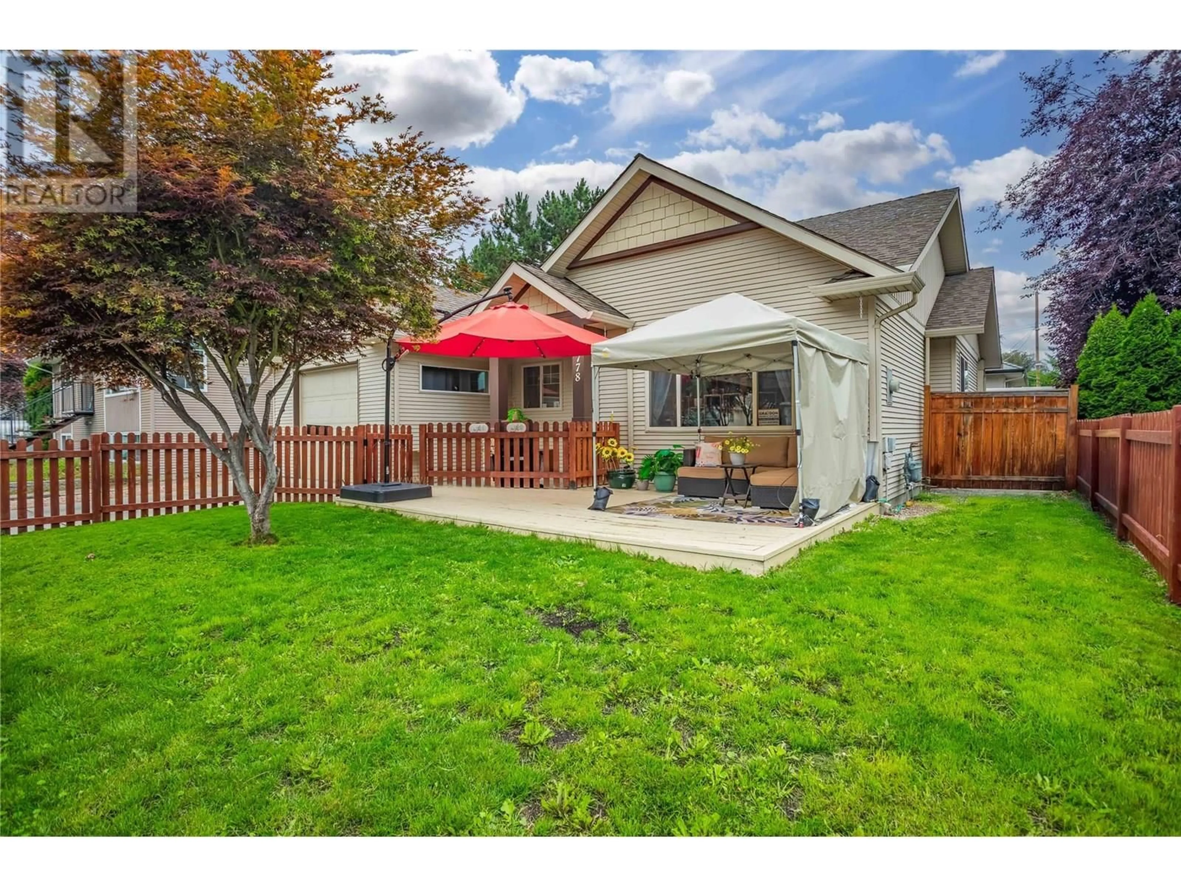 Patio, street for 778 COPELAND PLACE, Kelowna British Columbia V1Y8P9