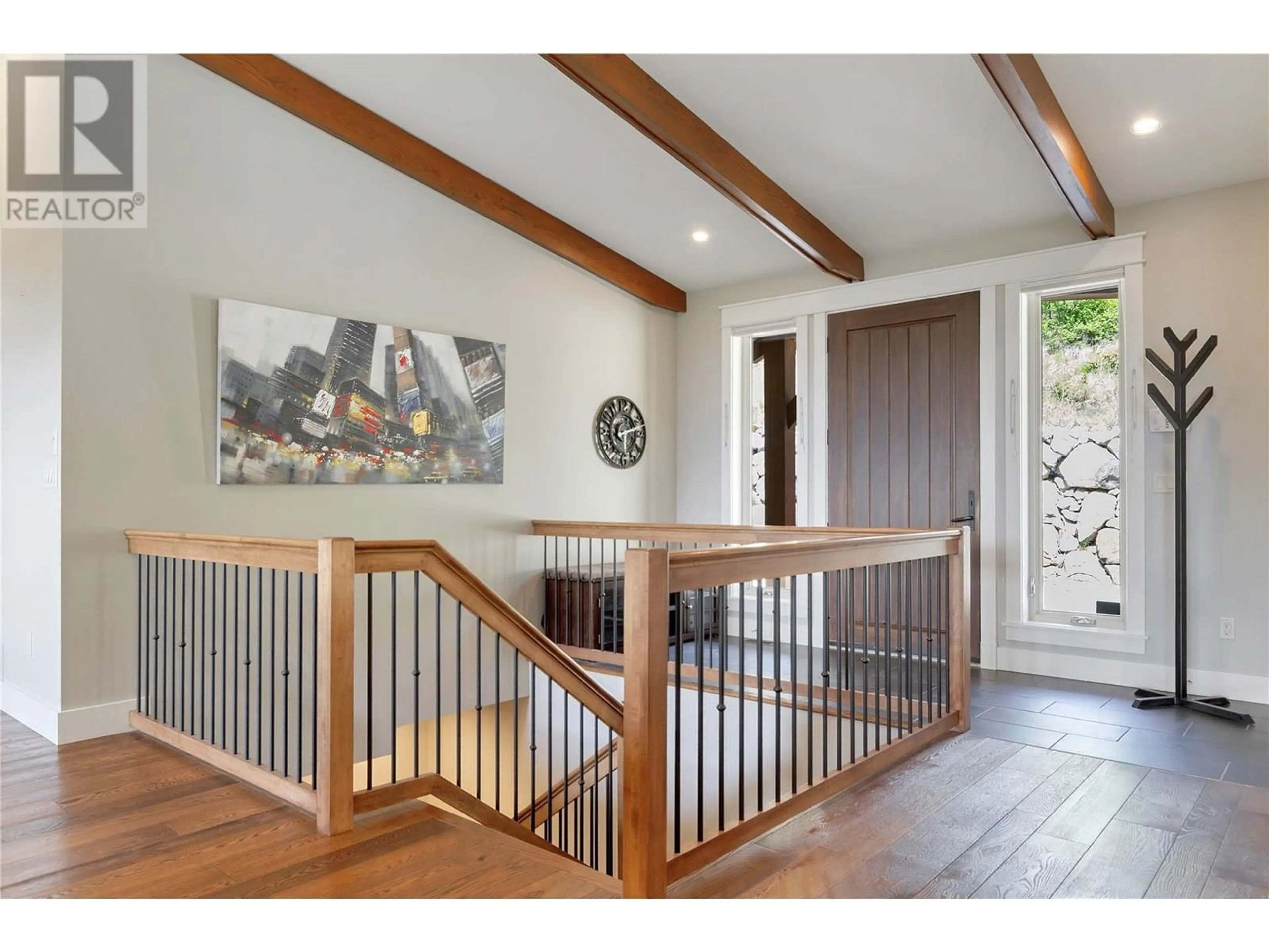 Indoor entryway for 6080 LYNX DRIVE, Vernon British Columbia V1B3J5