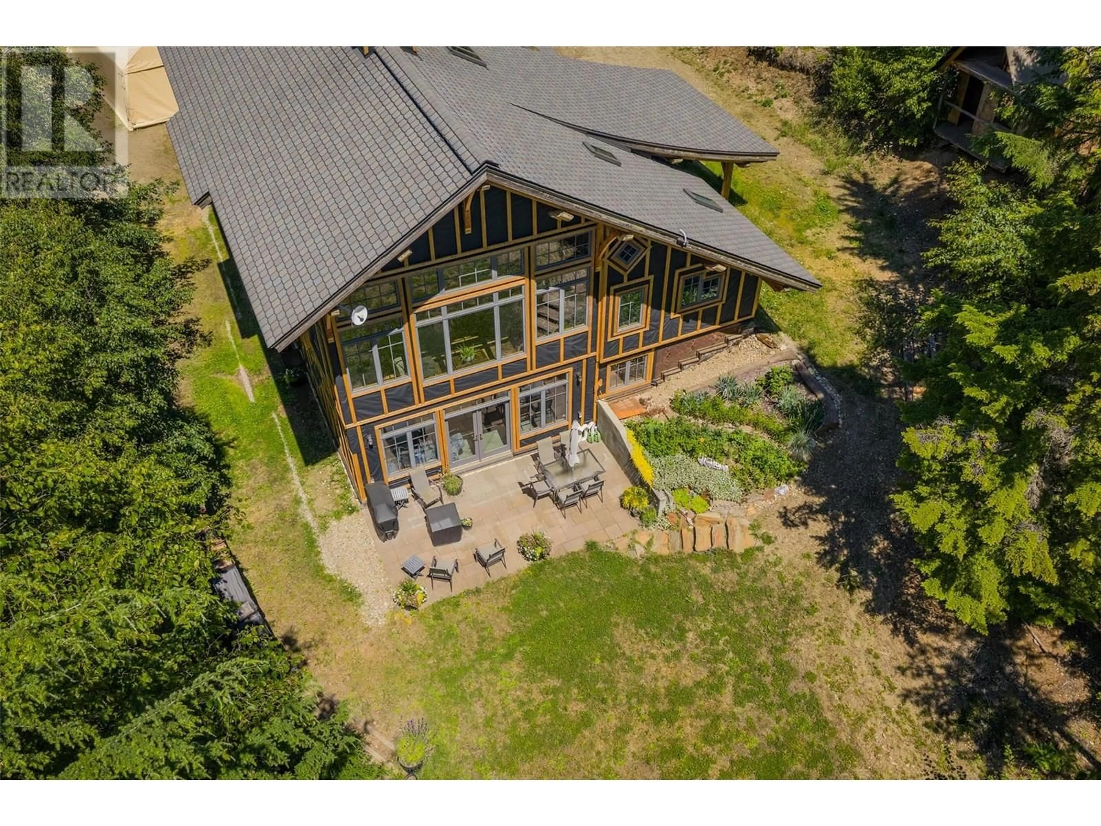 A pic from outside/outdoor area/front of a property/back of a property/a pic from drone, unknown for 282 DUNCAN DAM SITE HAUL ROAD, Meadow Creek British Columbia V0G1N0