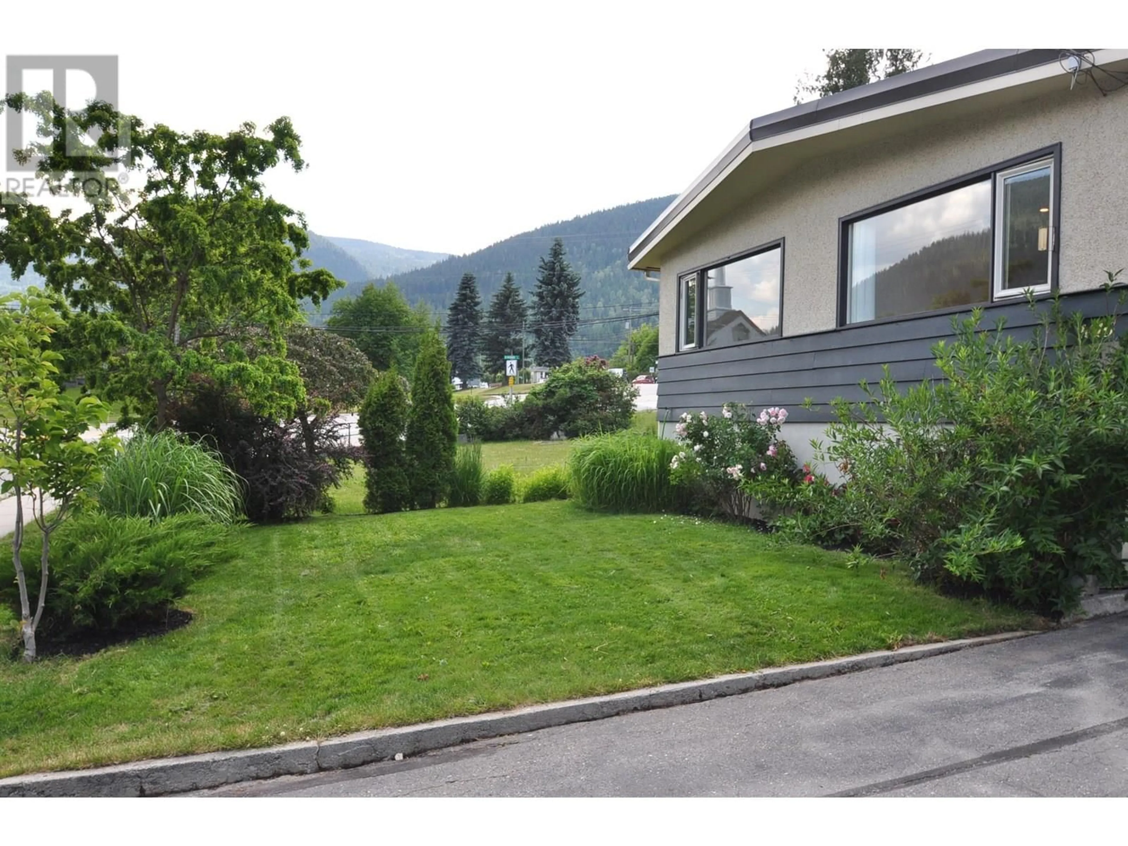 Unknown for 1616 VANCOUVER STREET, Nelson British Columbia V1L1E6
