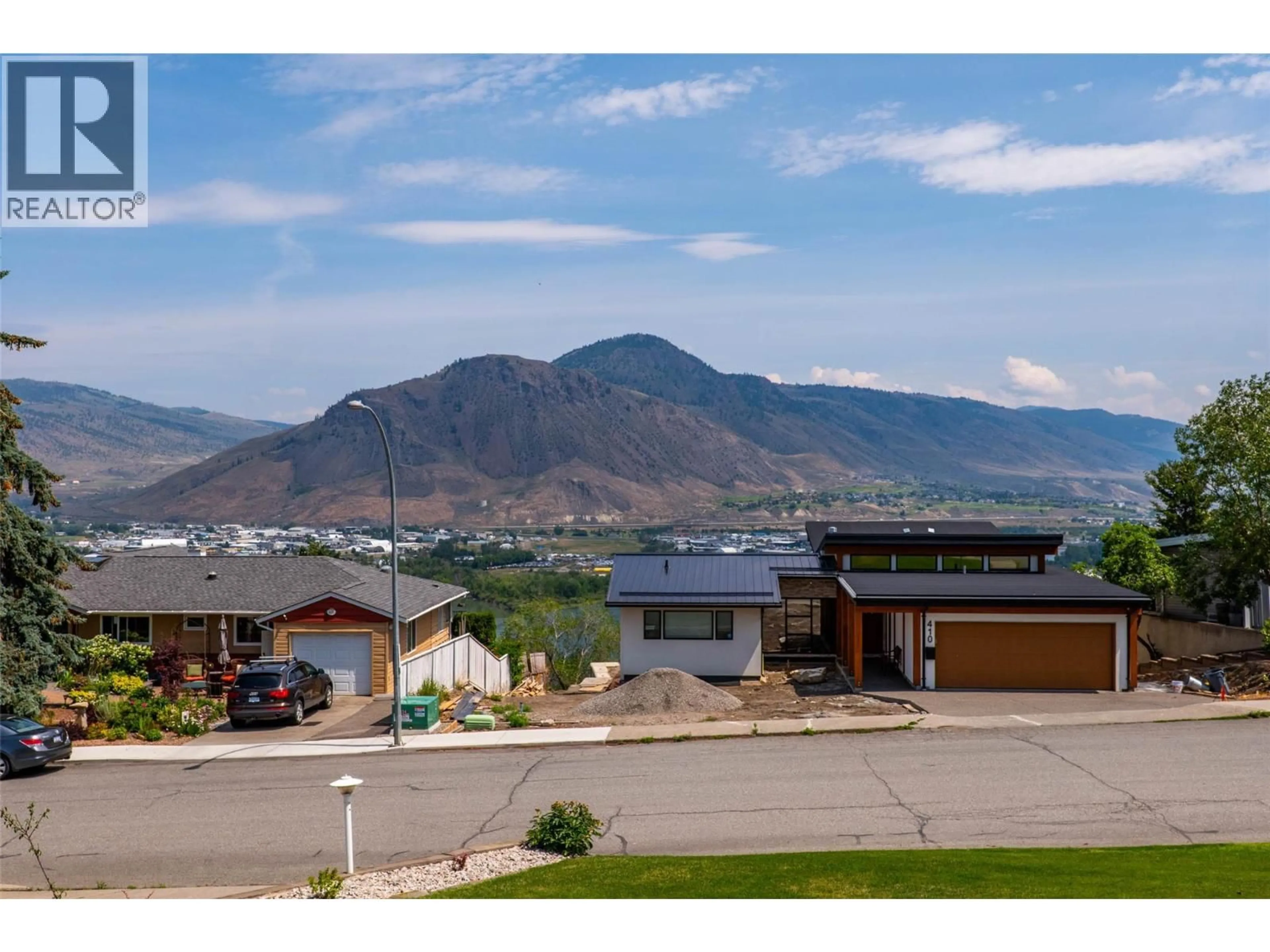 A pic from outside/outdoor area/front of a property/back of a property/a pic from drone, mountain view for 411 STRATHCONA TERRACE, Kamloops British Columbia V2C1C2