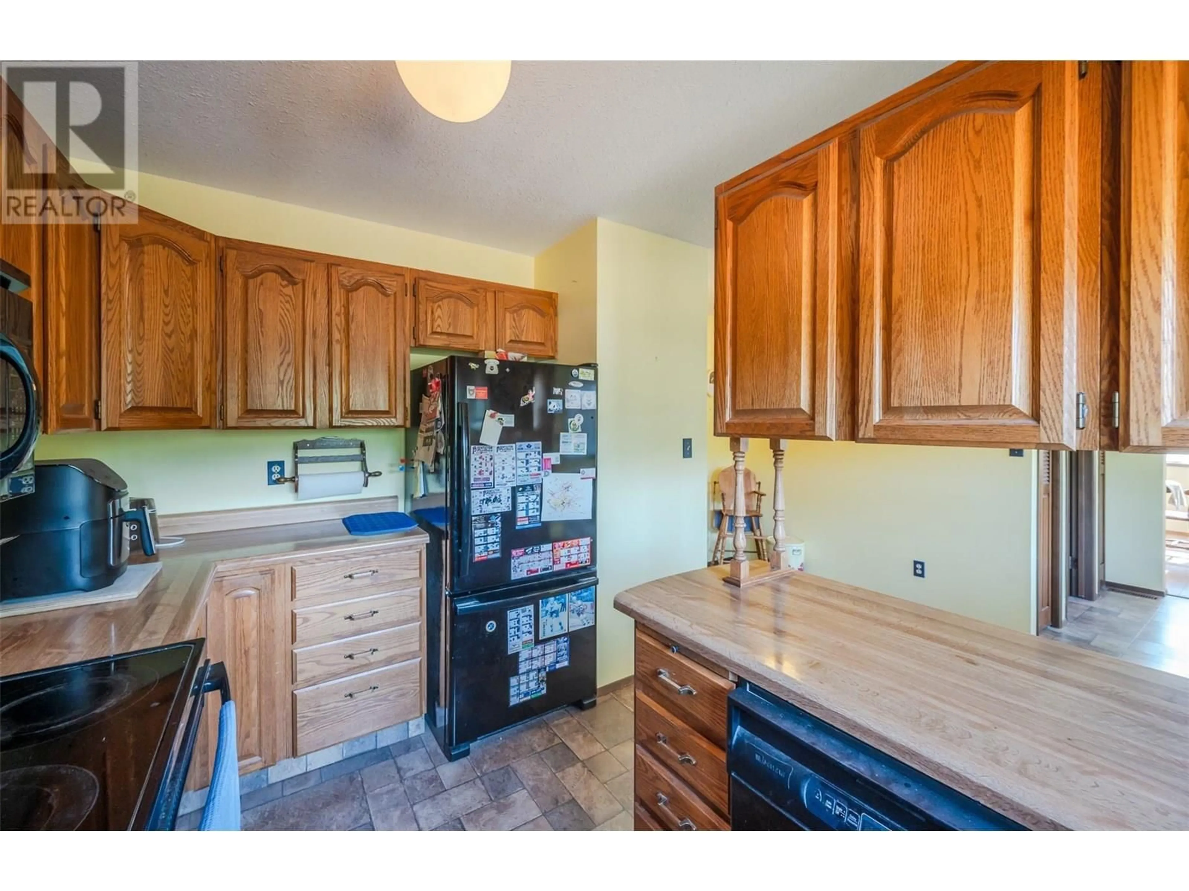 Standard kitchen, unknown for 181 CARR CRESCENT, Oliver British Columbia V0H1T5