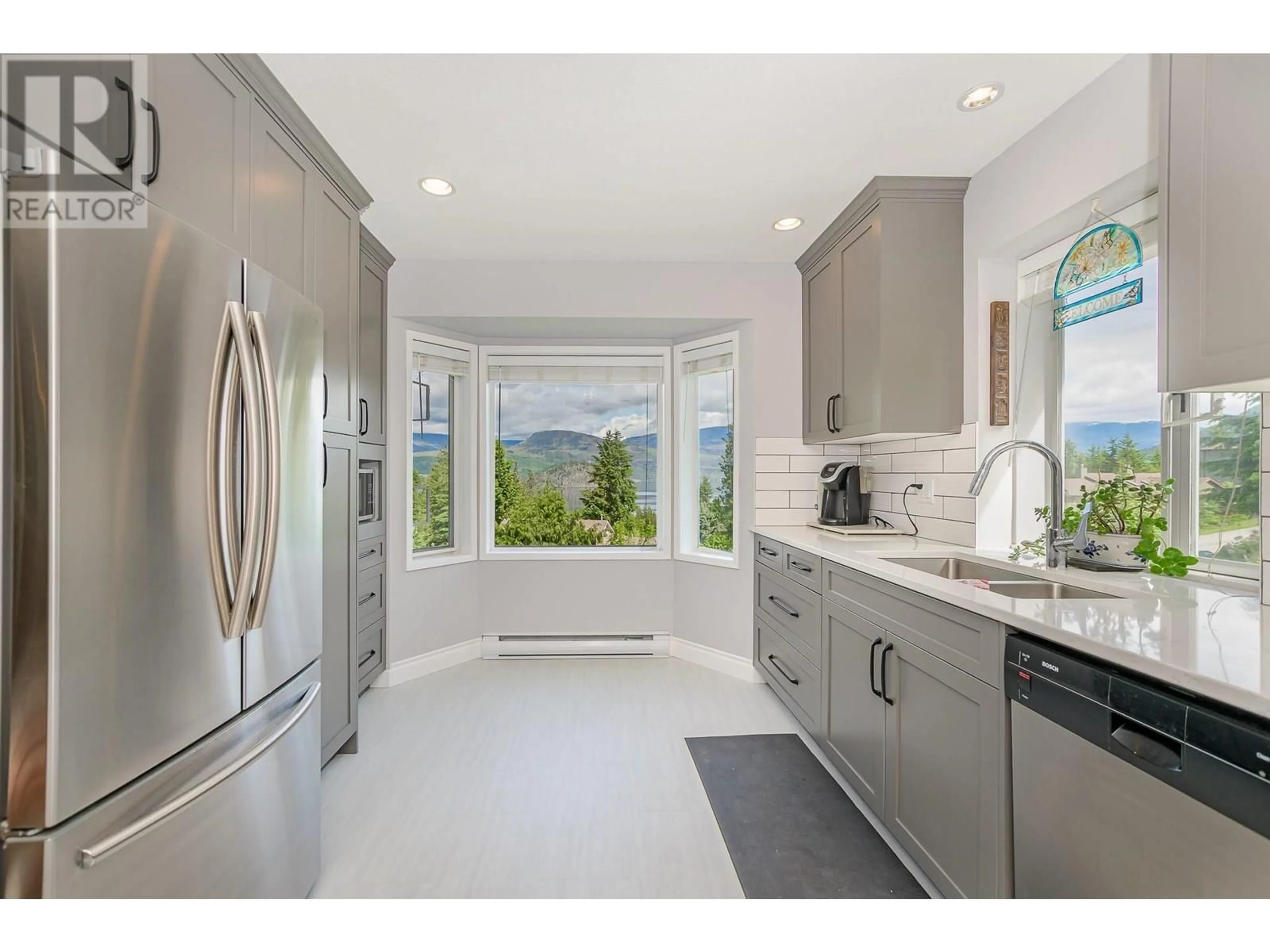 Unknown for 2332 MNT TUAM CRESCENT, Sorrento British Columbia V0E2W2