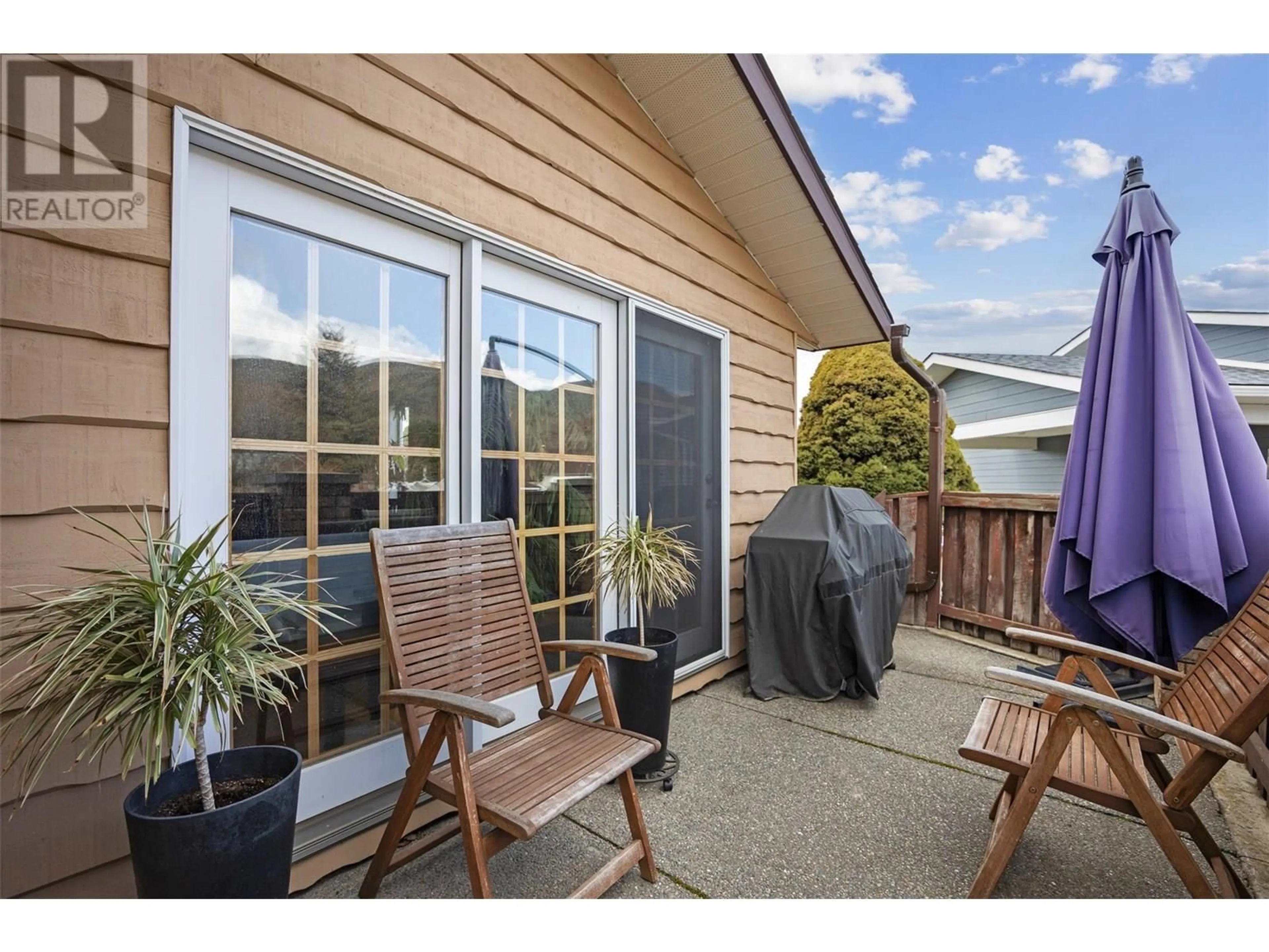 Patio, street for 2485 PAULSEN PLACE, Kamloops British Columbia V2B5A2