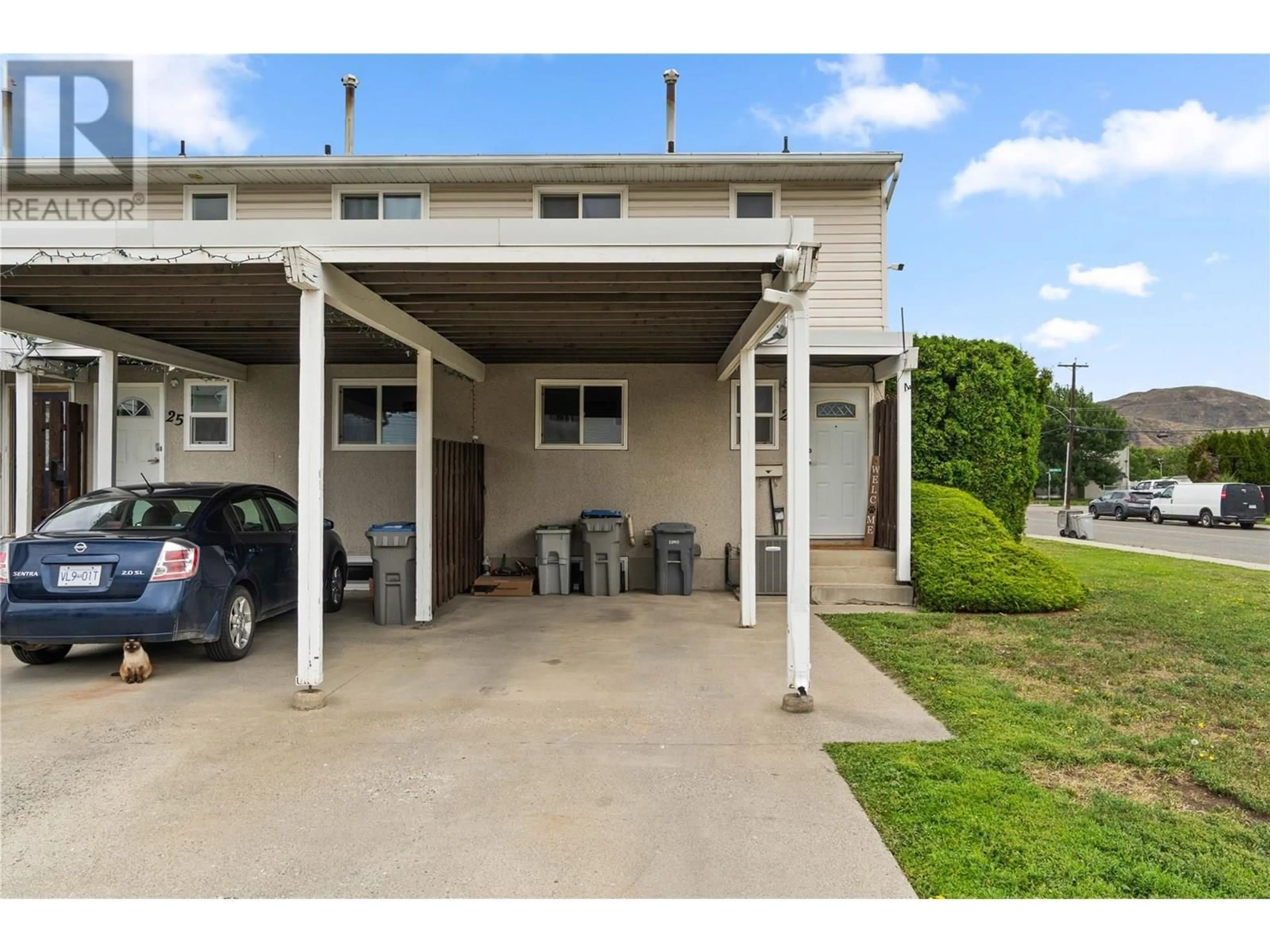 Patio, street for 26 - 800 SOUTHILL STREET, Kamloops British Columbia V2B5L8