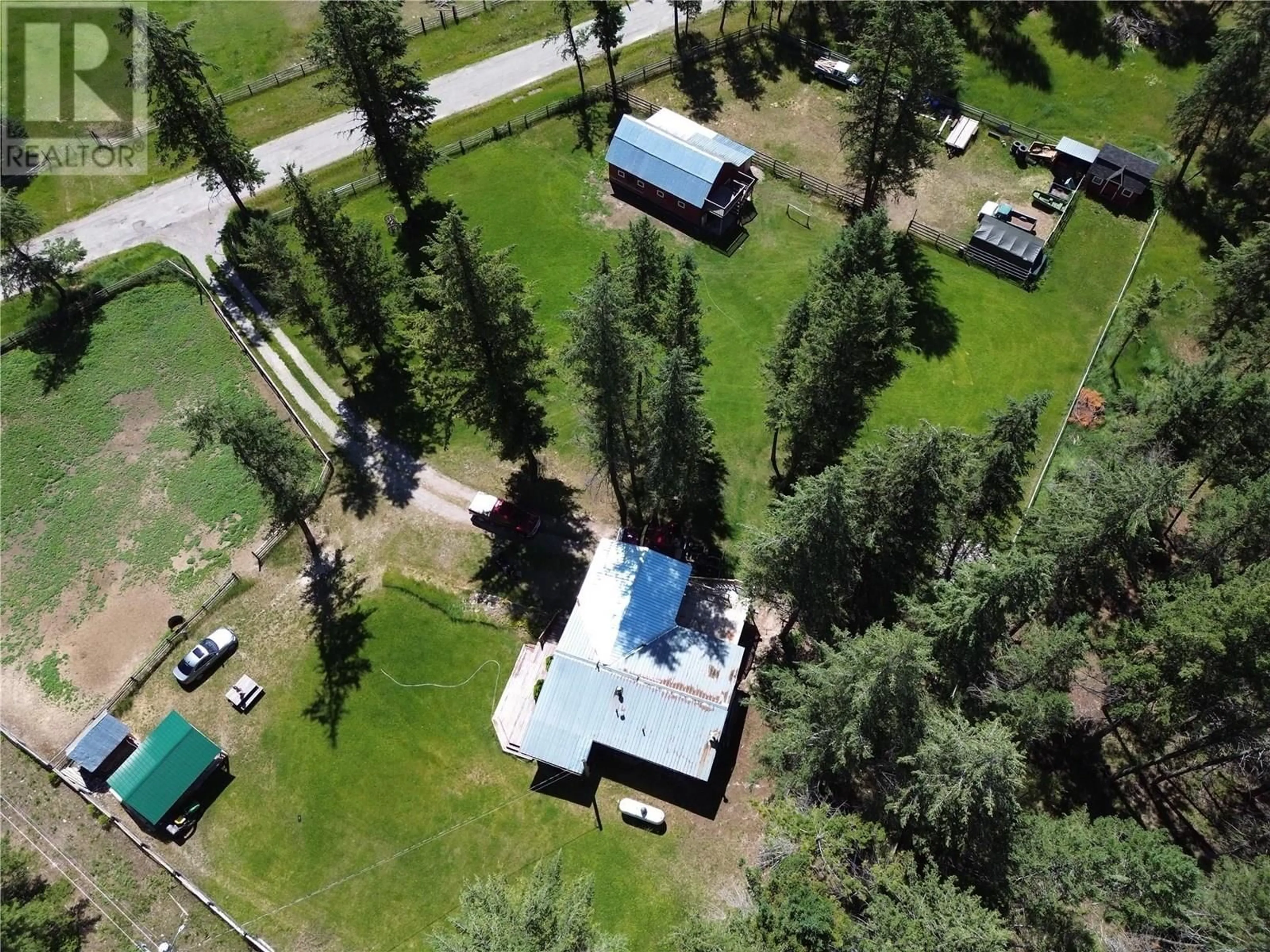 A pic from outside/outdoor area/front of a property/back of a property/a pic from drone, forest/trees view for 3481 ISLAND POND ROAD ROAD, Skookumchuck British Columbia V0B2E0