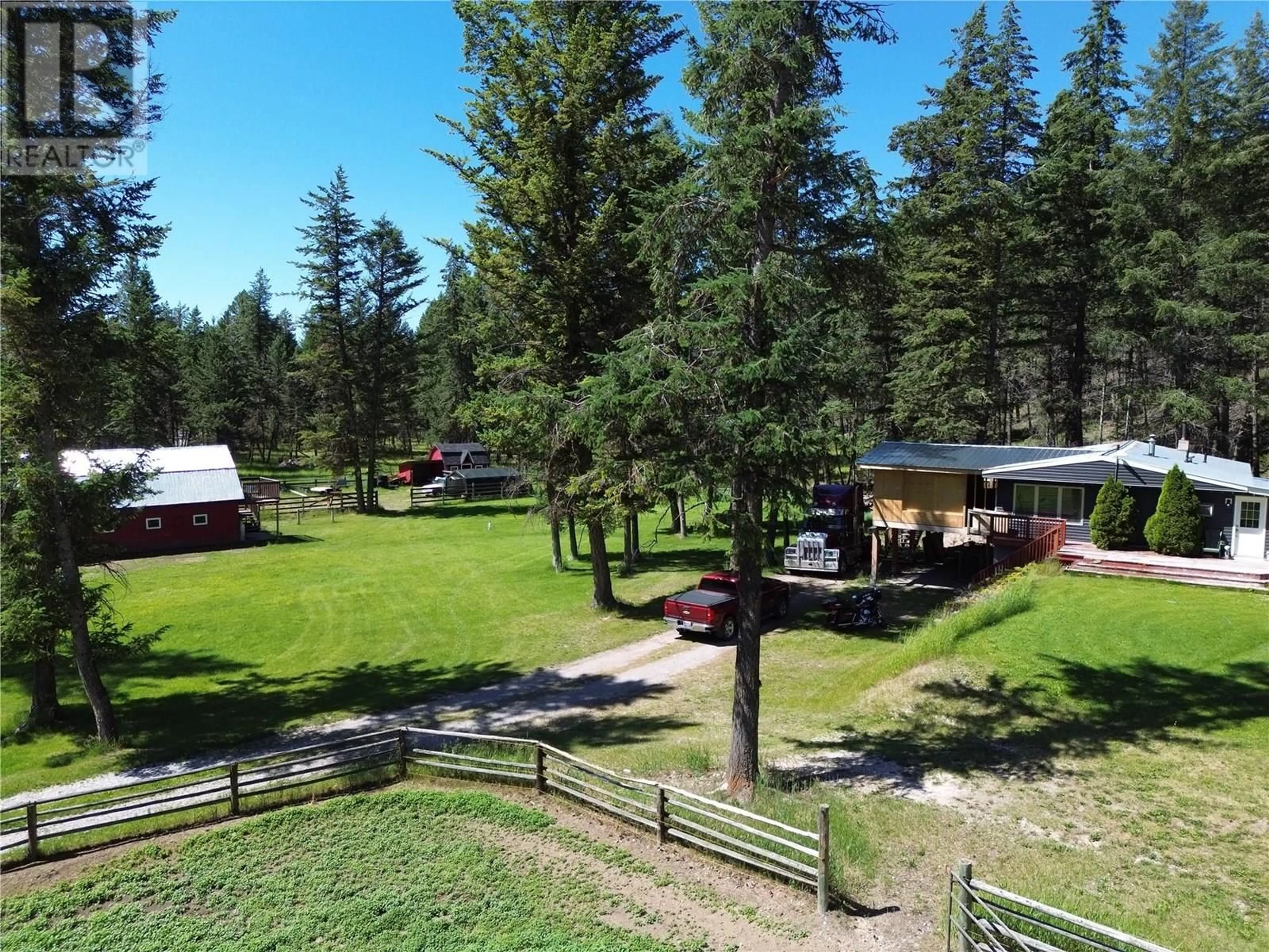 A pic from outside/outdoor area/front of a property/back of a property/a pic from drone, forest/trees view for 3481 ISLAND POND ROAD ROAD, Skookumchuck British Columbia V0B2E0