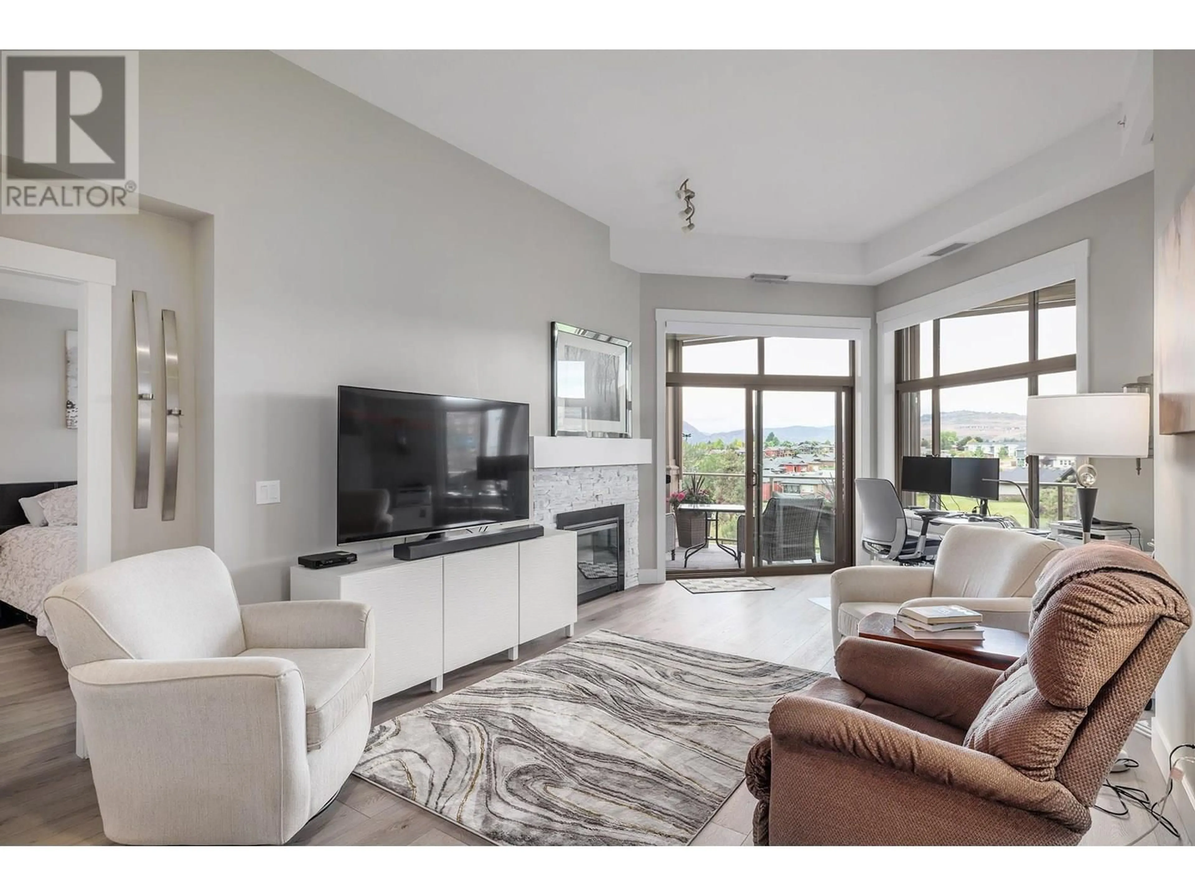 Living room with furniture, unknown for 510 - 3545 CARRINGTON ROAD, West Kelowna British Columbia V4T2E6