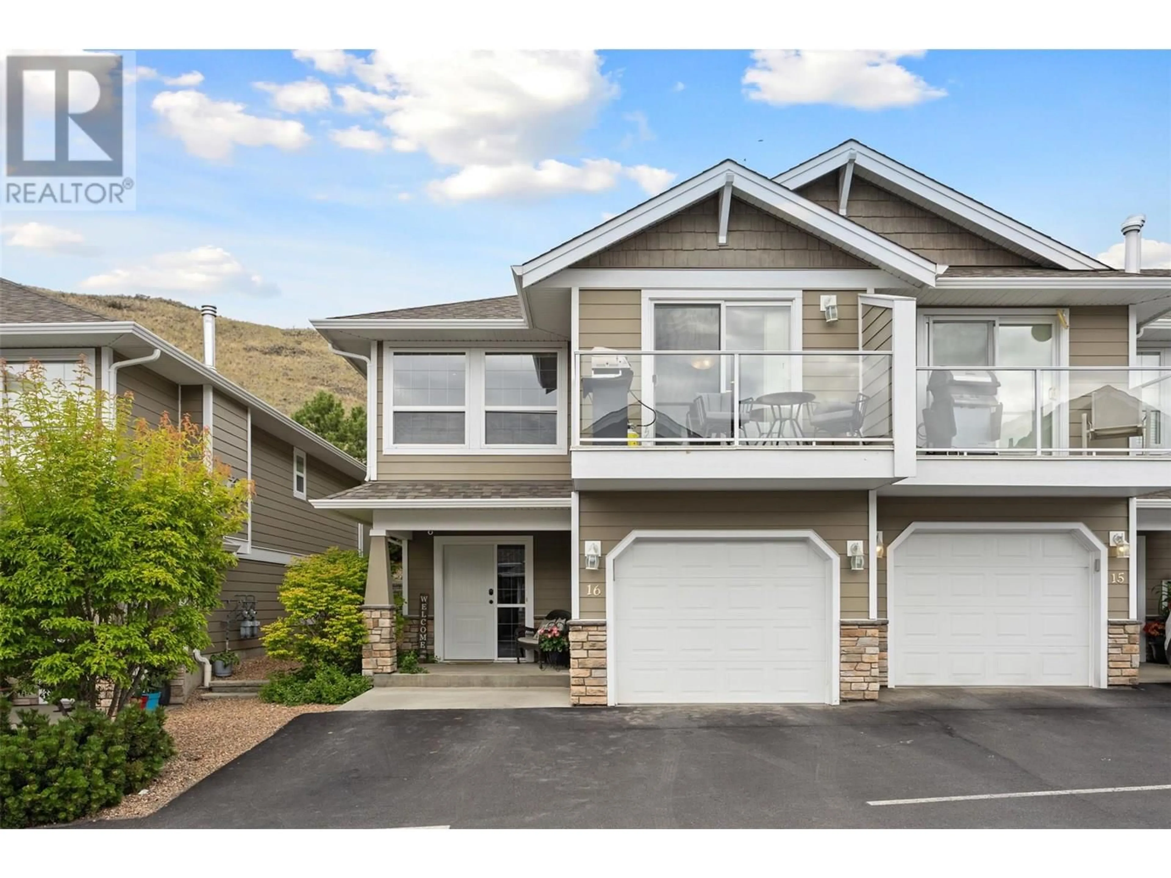 Home with vinyl exterior material, street for 16 - 1885 GRASSLANDS BOULEVARD, Kamloops British Columbia V2B0B8