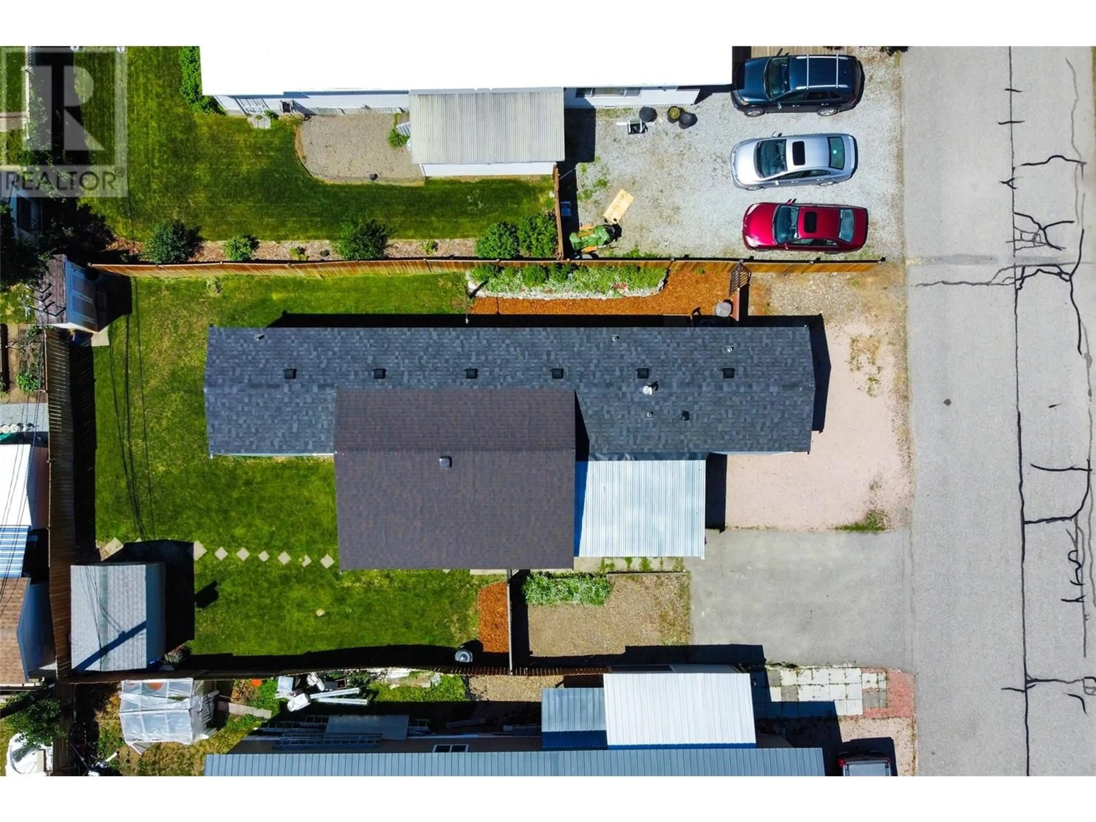 A pic from outside/outdoor area/front of a property/back of a property/a pic from drone, street for 62 - 720 COMMONWEALTH ROAD, Lake Country British Columbia V4V1R6
