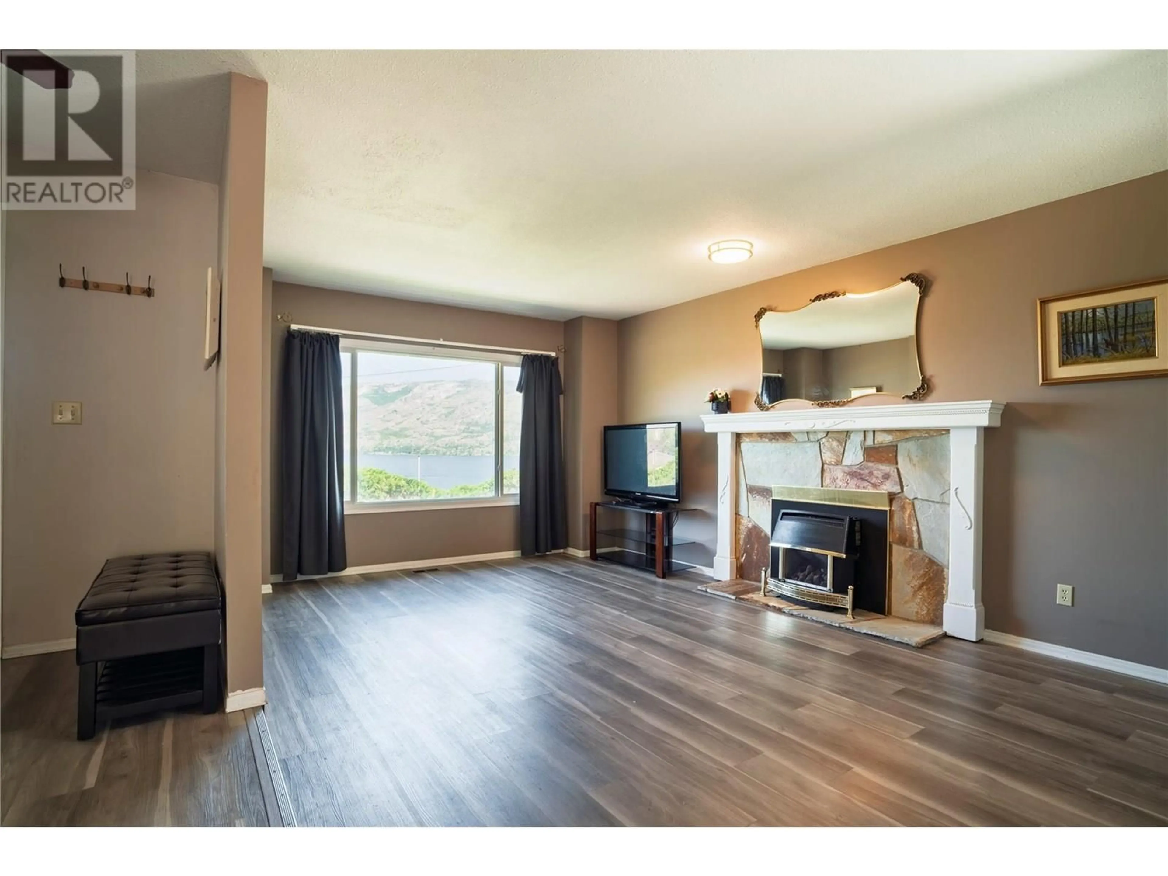 A pic of a room for 3745 SHAW ROAD, Peachland British Columbia V0H1X2