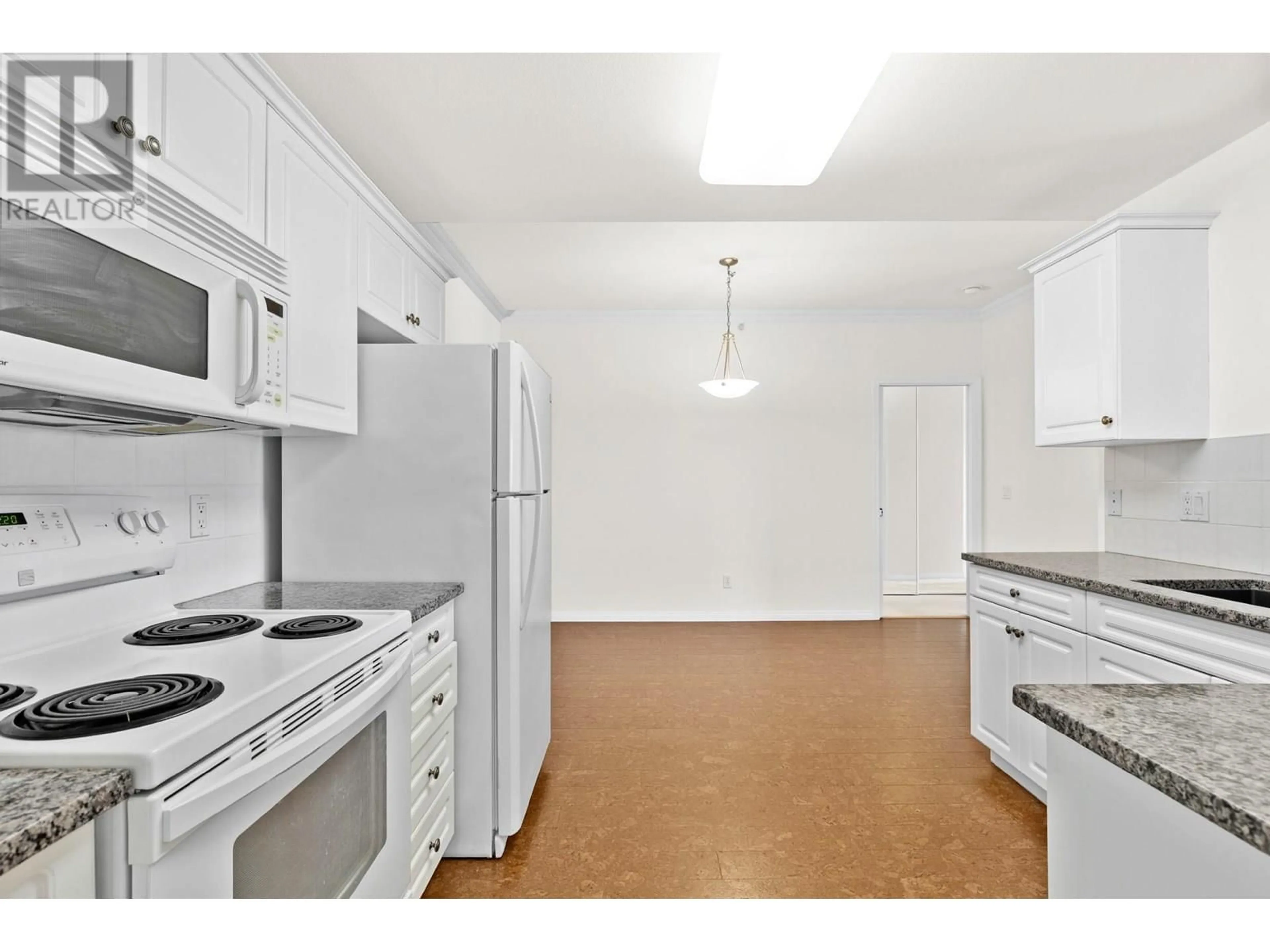 Standard kitchen, unknown for 411 - 1962 ENTERPRISE WAY, Kelowna British Columbia V1Y9S6