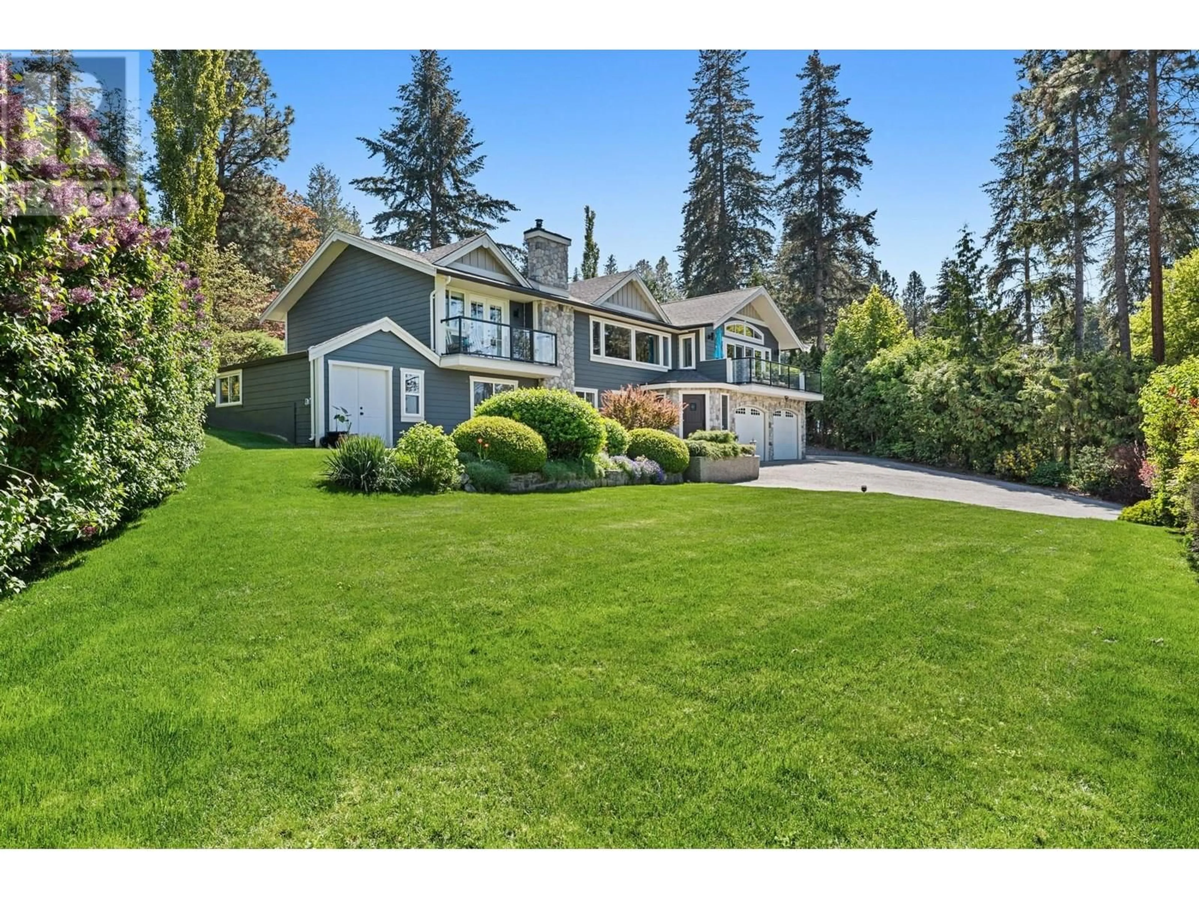 A pic from outside/outdoor area/front of a property/back of a property/a pic from drone, unknown for 5139 LAKESHORE ROAD, Kelowna British Columbia V1W4J1