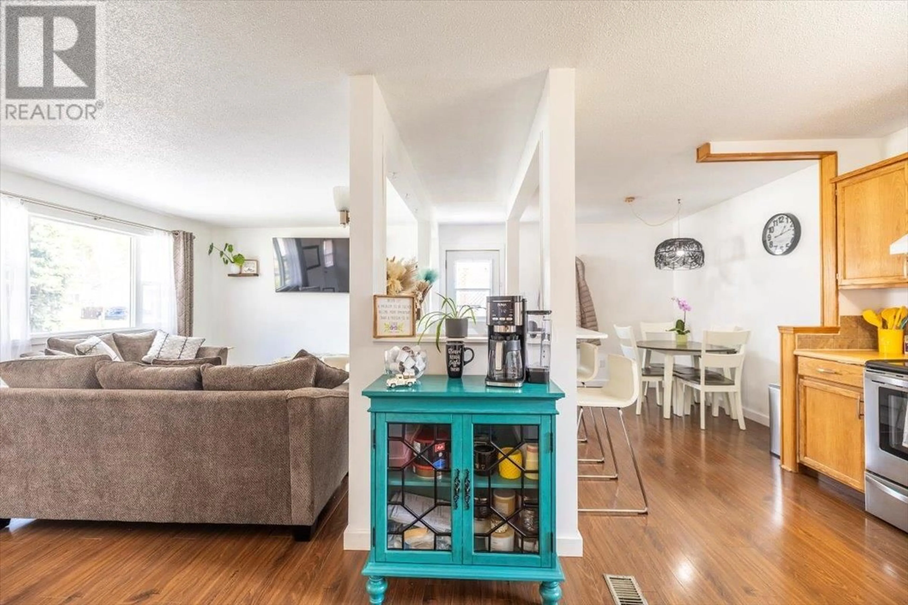 Living room with furniture, unknown for 411 WHITEBIRCH CRESCENT, Sparwood British Columbia V0B2G0