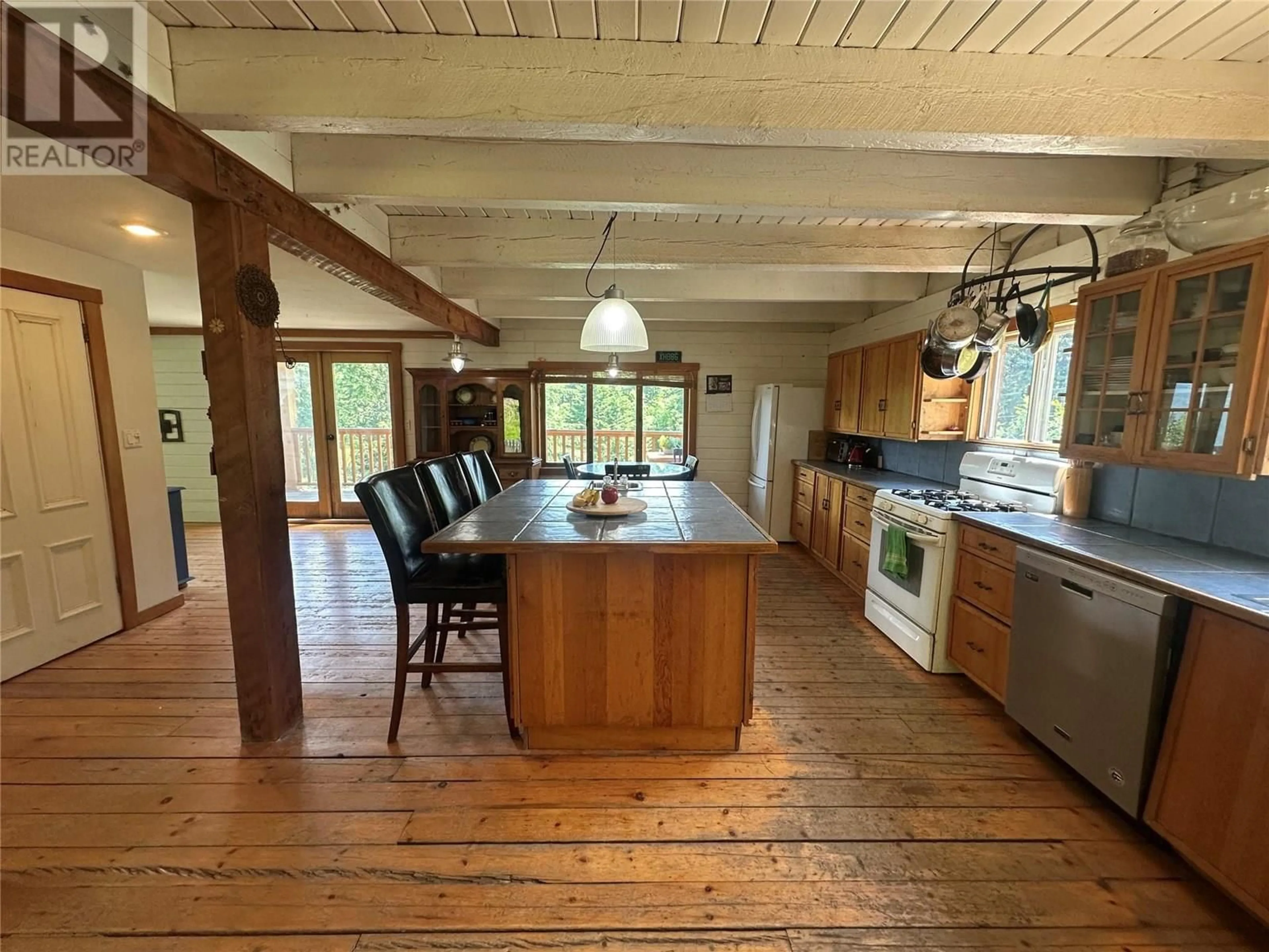 Open concept kitchen, unknown for 1482 ZWICKY ROAD, Kaslo British Columbia V0G1M0