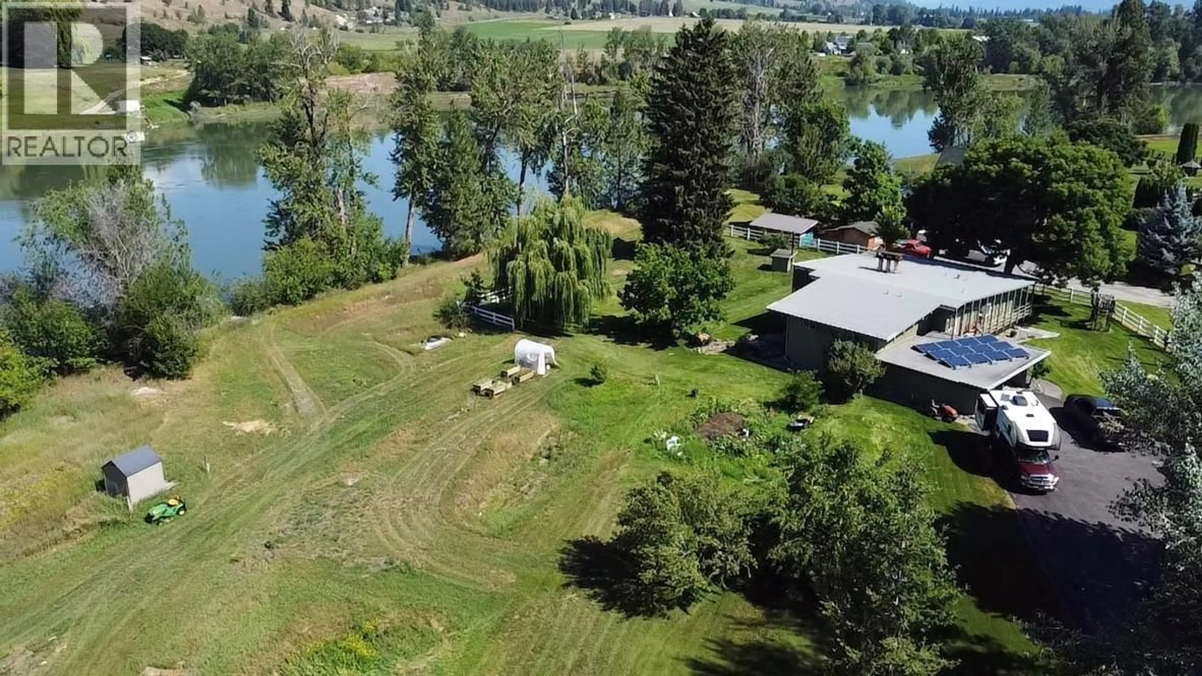A pic from outside/outdoor area/front of a property/back of a property/a pic from drone, water/lake/river/ocean view for 120 ARAB RUN ROAD, Kamloops British Columbia V2H1M4
